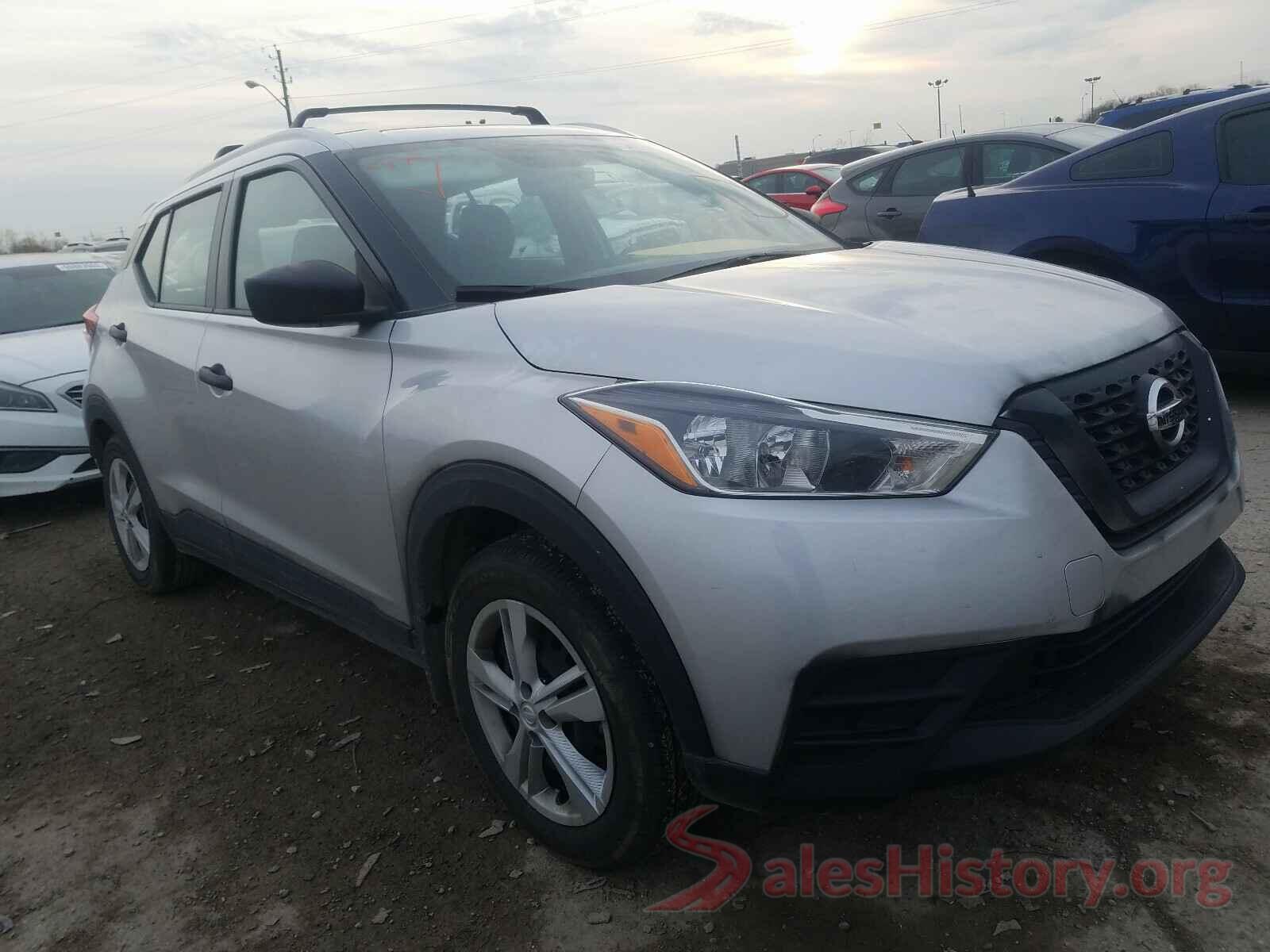 3N1CP5CUXKL486135 2019 NISSAN KICKS