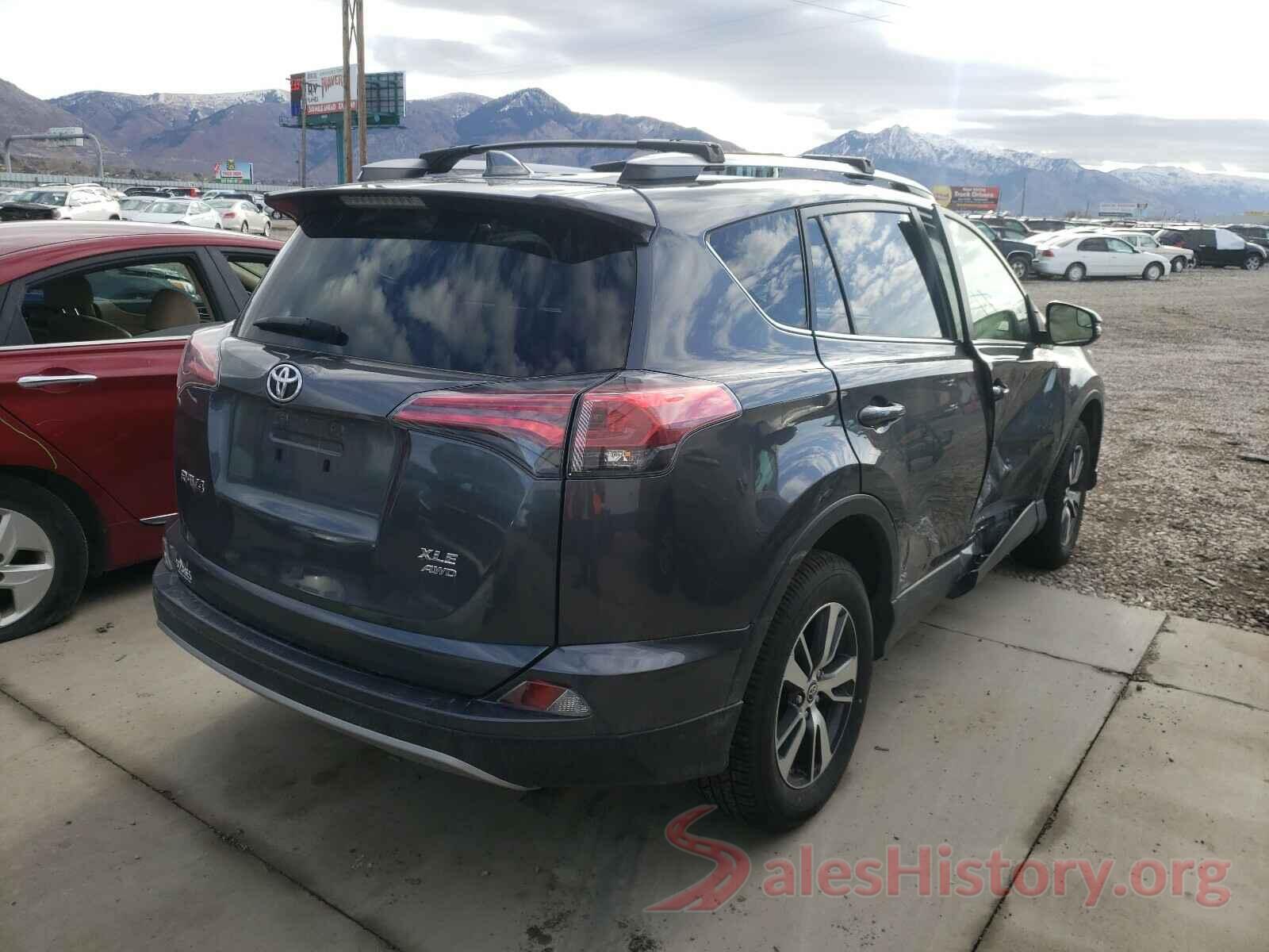 JTMRFREV4HD205520 2017 TOYOTA RAV4