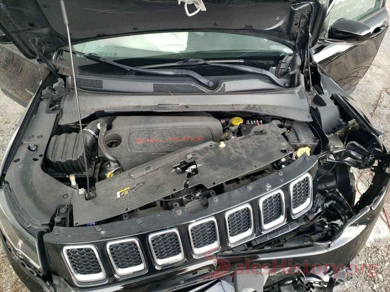 3C4NJDCB2JT239500 2018 JEEP COMPASS