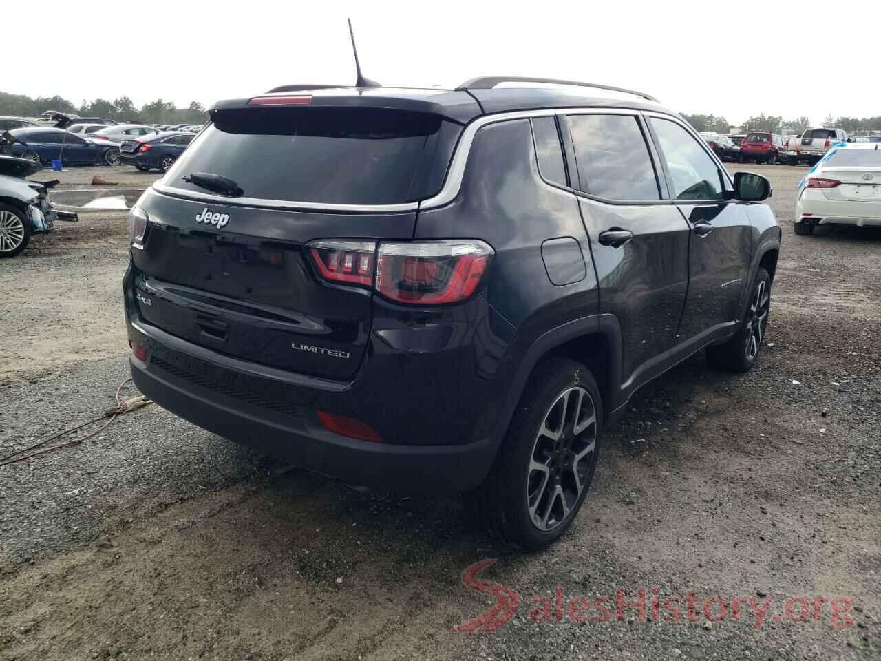 3C4NJDCB2JT239500 2018 JEEP COMPASS