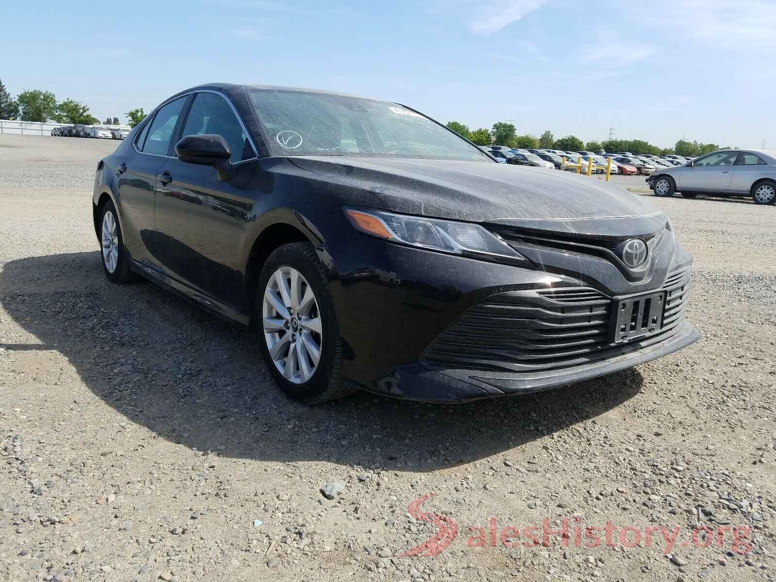 4T1B11HK2KU266127 2019 TOYOTA CAMRY