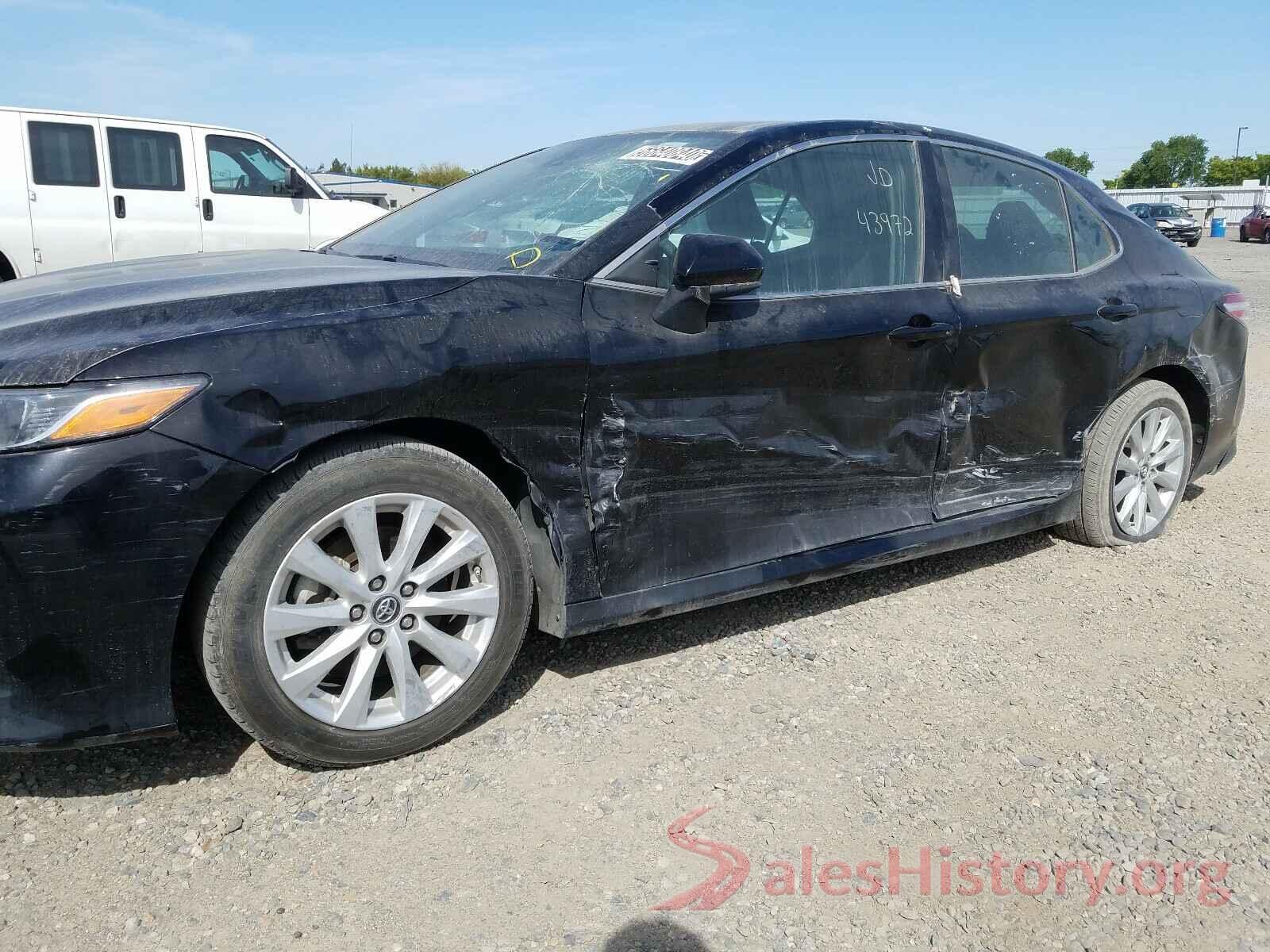 4T1B11HK2KU266127 2019 TOYOTA CAMRY