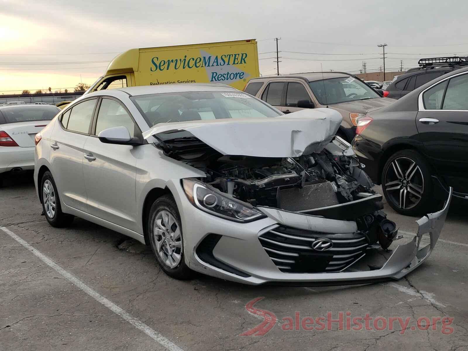 5NPD74LF1JH393113 2018 HYUNDAI ELANTRA