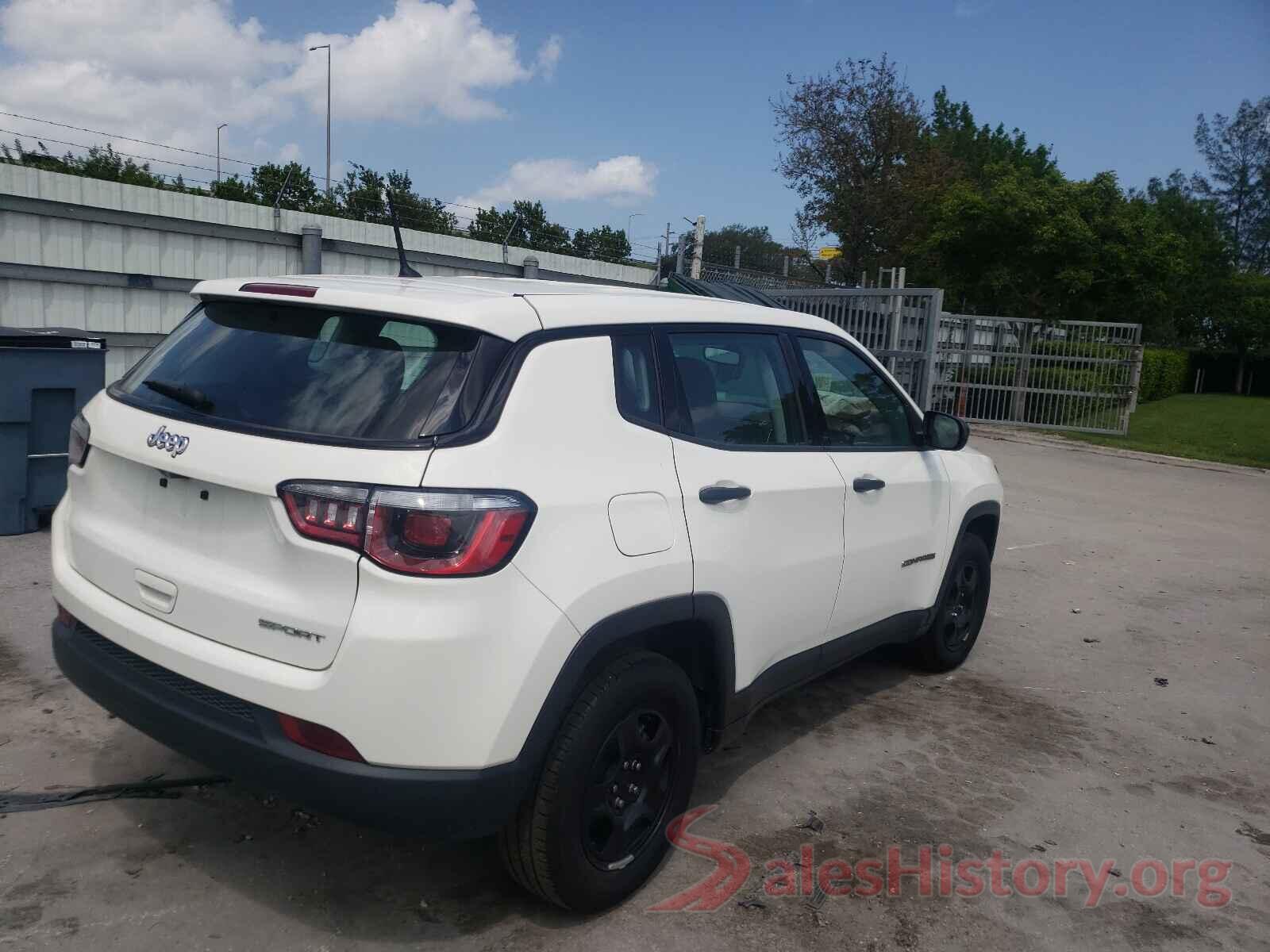 3C4NJCABXJT409468 2018 JEEP COMPASS