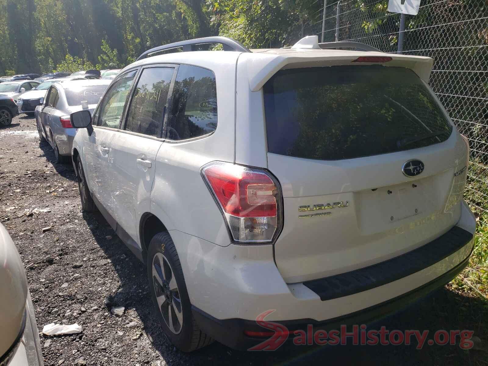 JF2SJAGC1JH594713 2018 SUBARU FORESTER