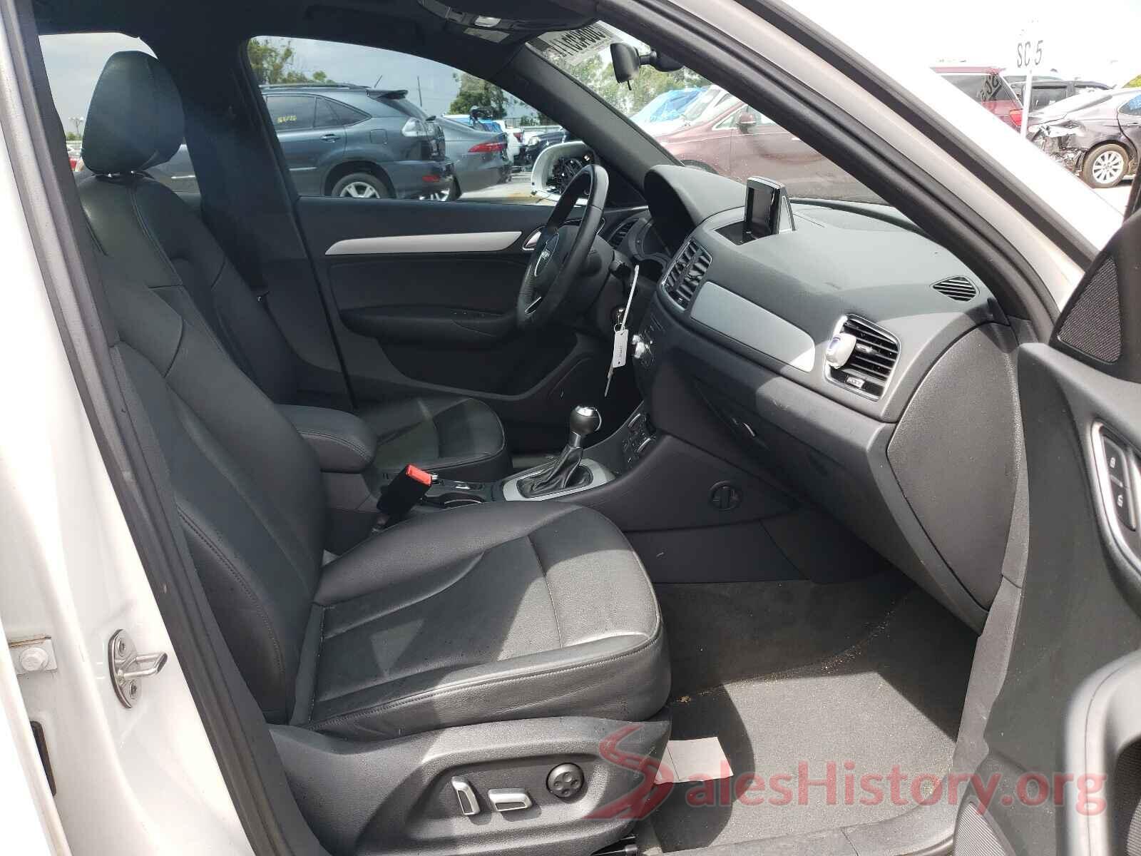 WA1BCCFS5JR029513 2018 AUDI Q3