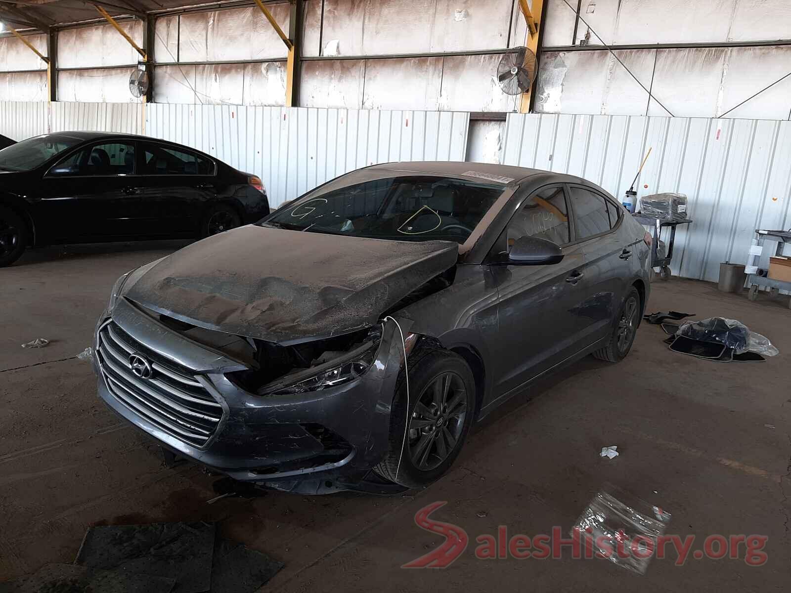 5NPD84LF3JH305899 2018 HYUNDAI ELANTRA