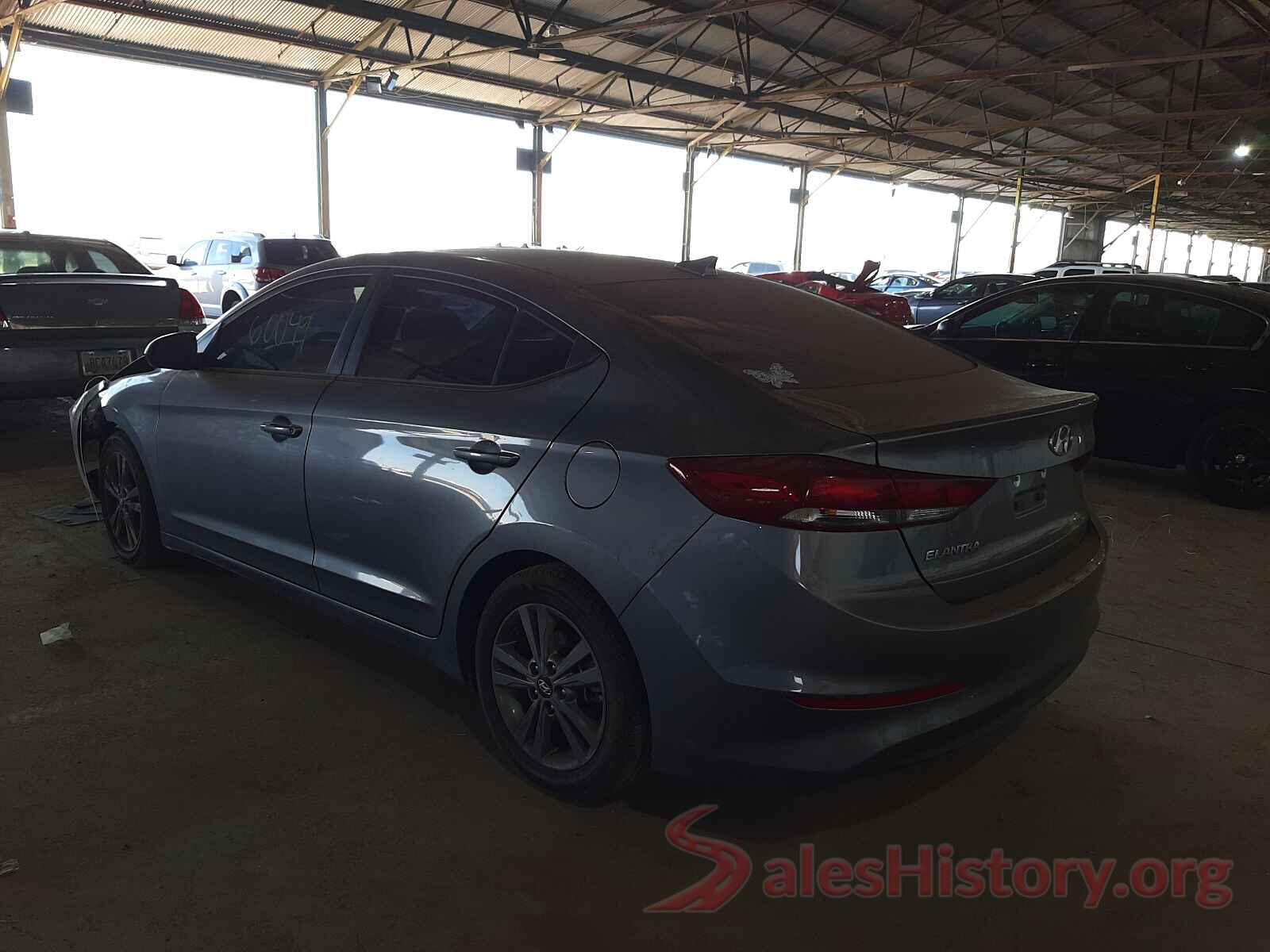 5NPD84LF3JH305899 2018 HYUNDAI ELANTRA