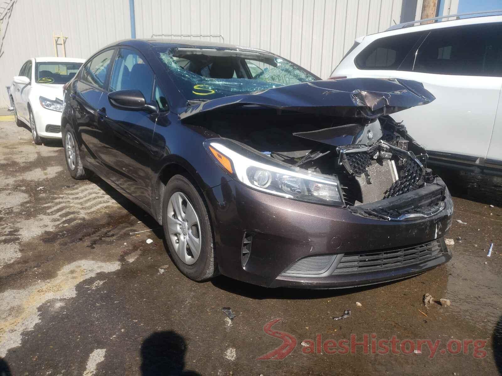 3KPFK4A75HE058941 2017 KIA FORTE