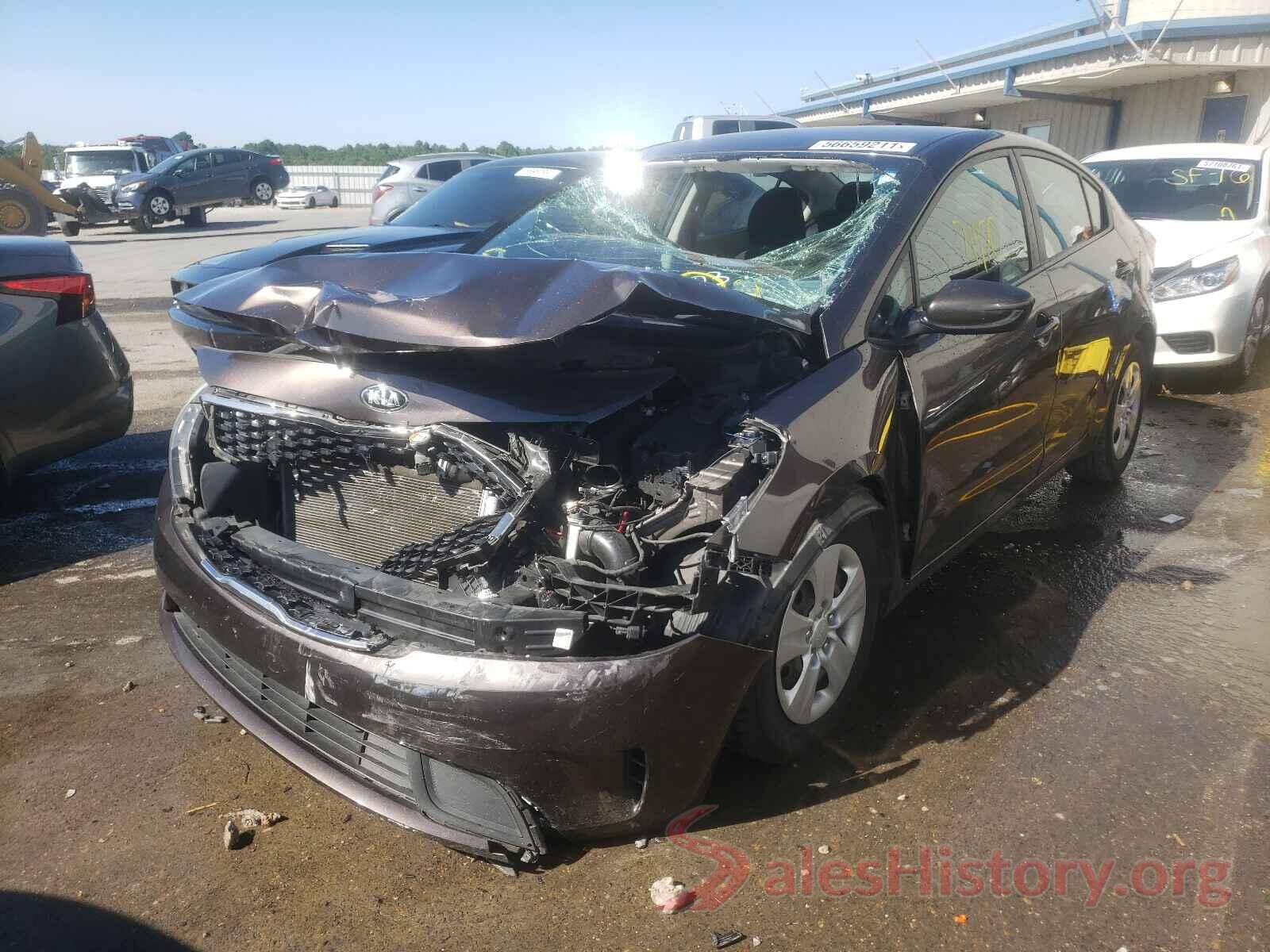 3KPFK4A75HE058941 2017 KIA FORTE