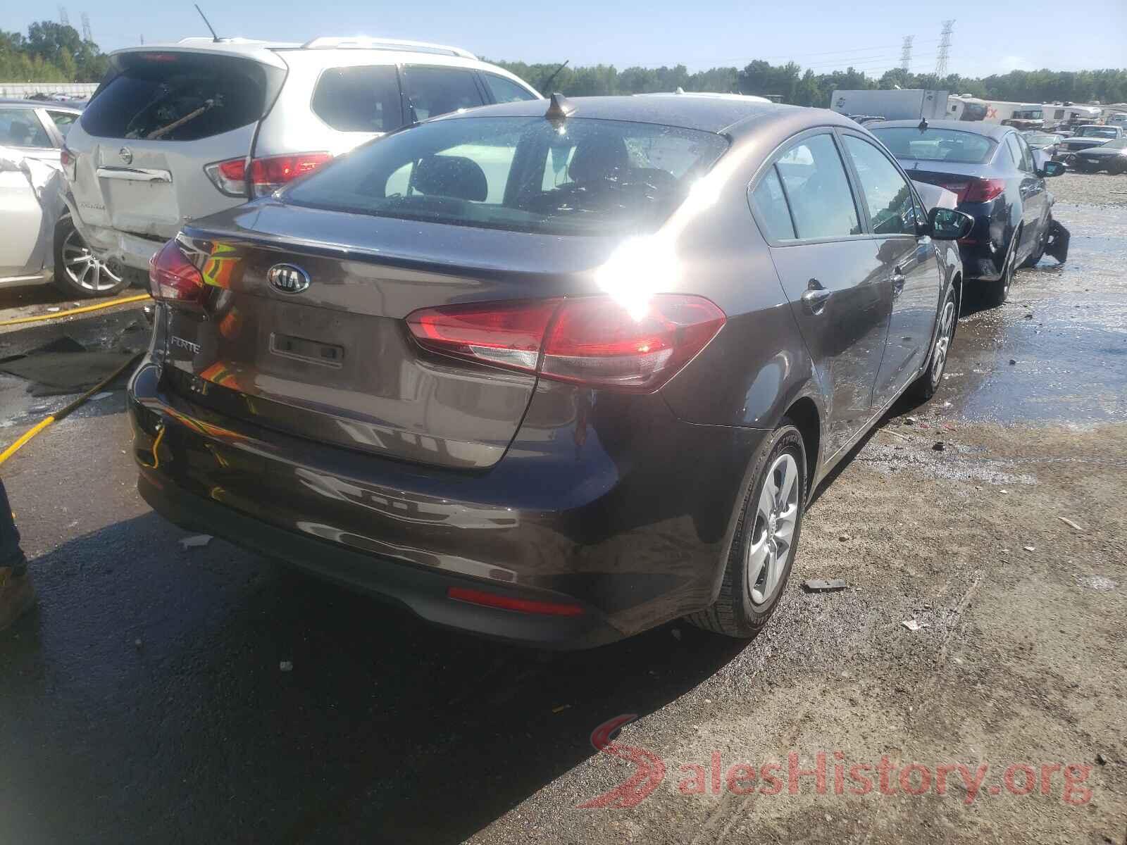 3KPFK4A75HE058941 2017 KIA FORTE