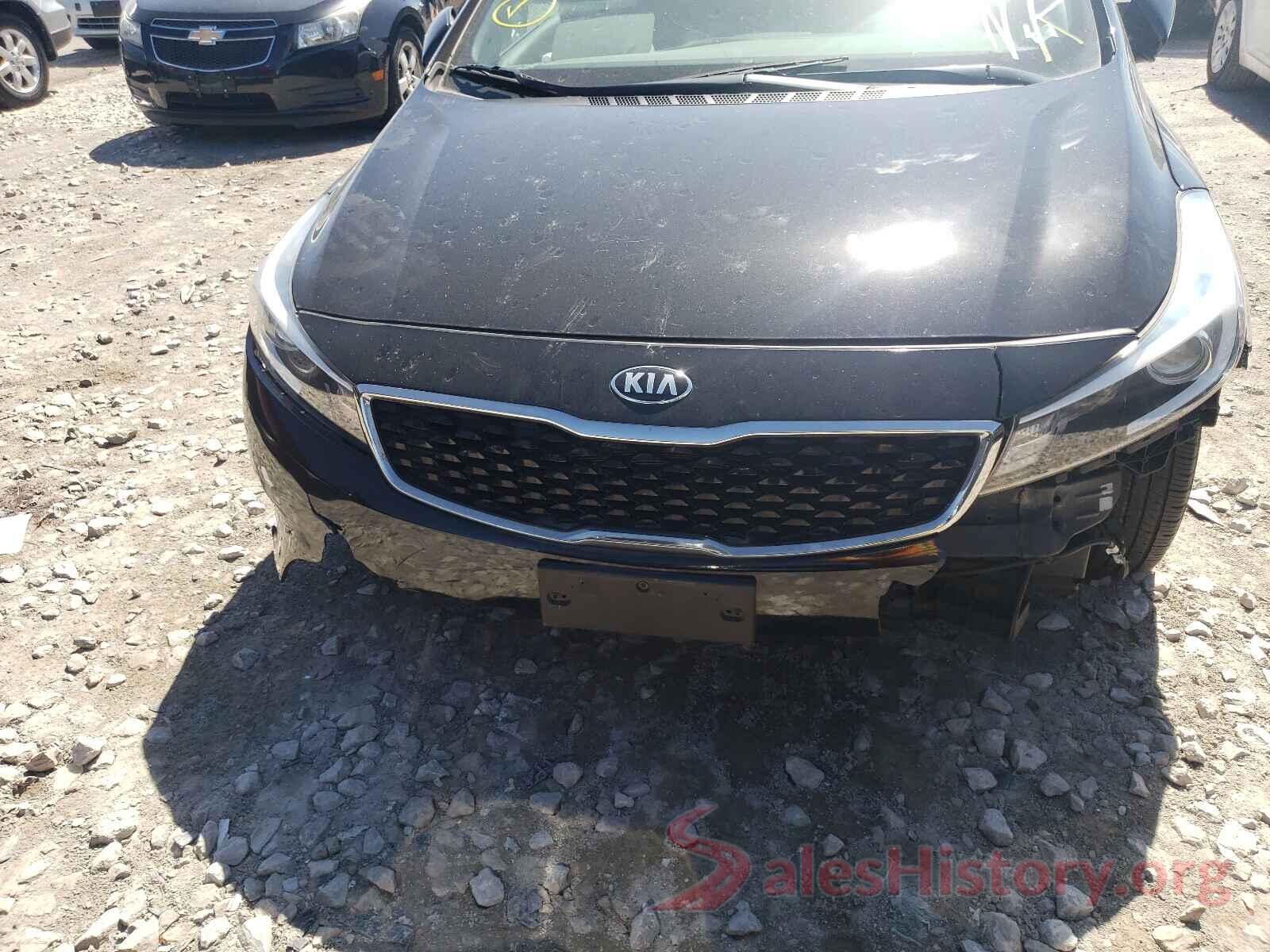 3KPFK4A75HE036311 2017 KIA FORTE