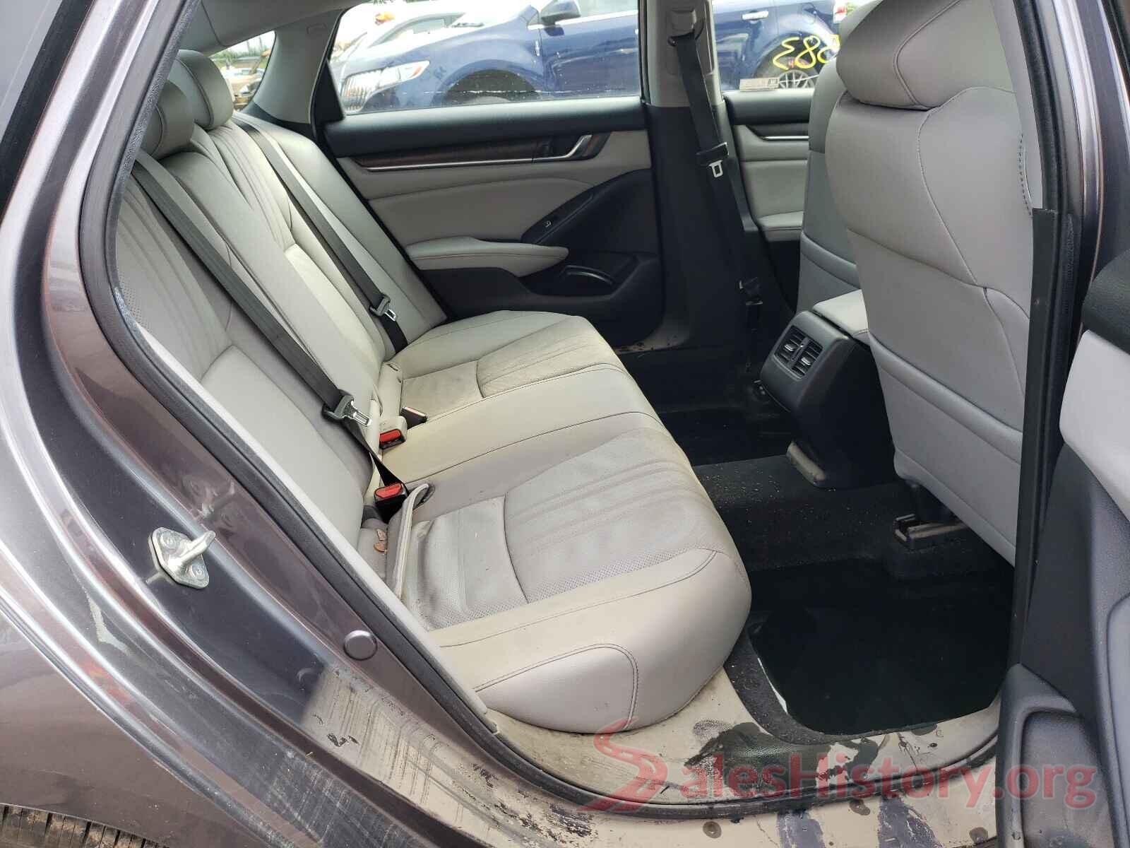 1HGCV1F56KA121010 2019 HONDA ACCORD