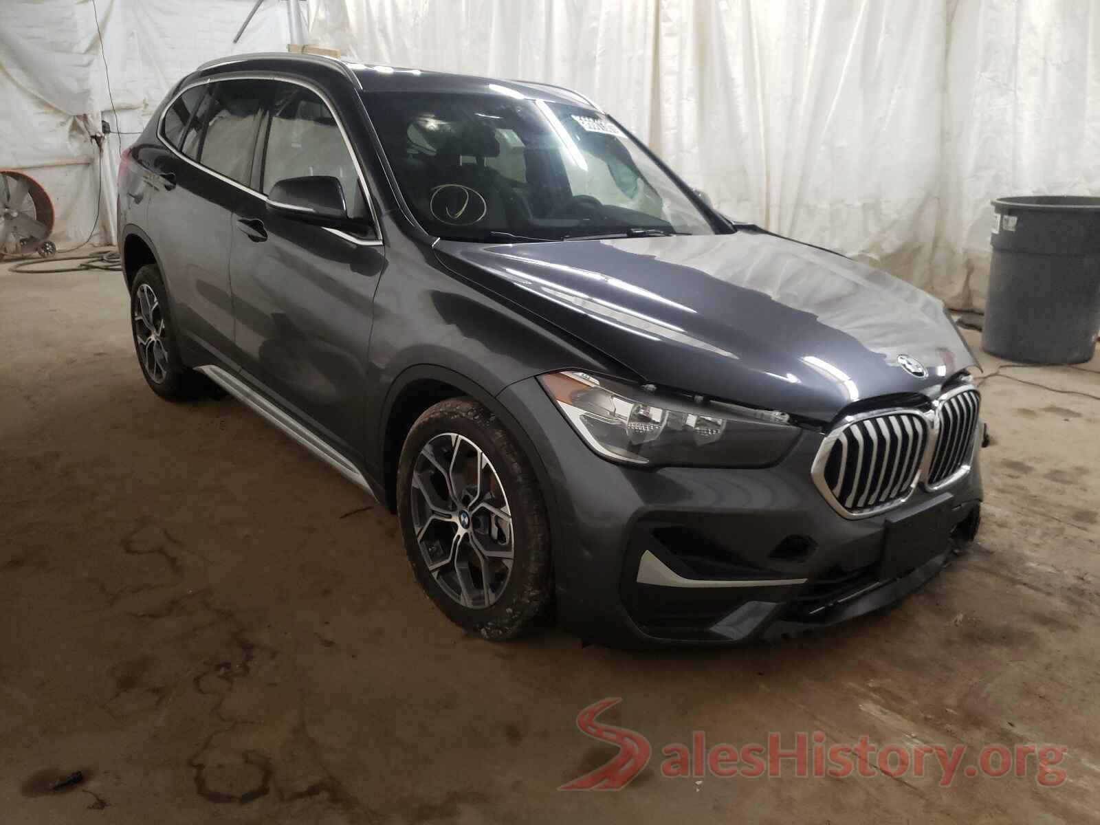 WBXJG9C03M5T96064 2021 BMW X1