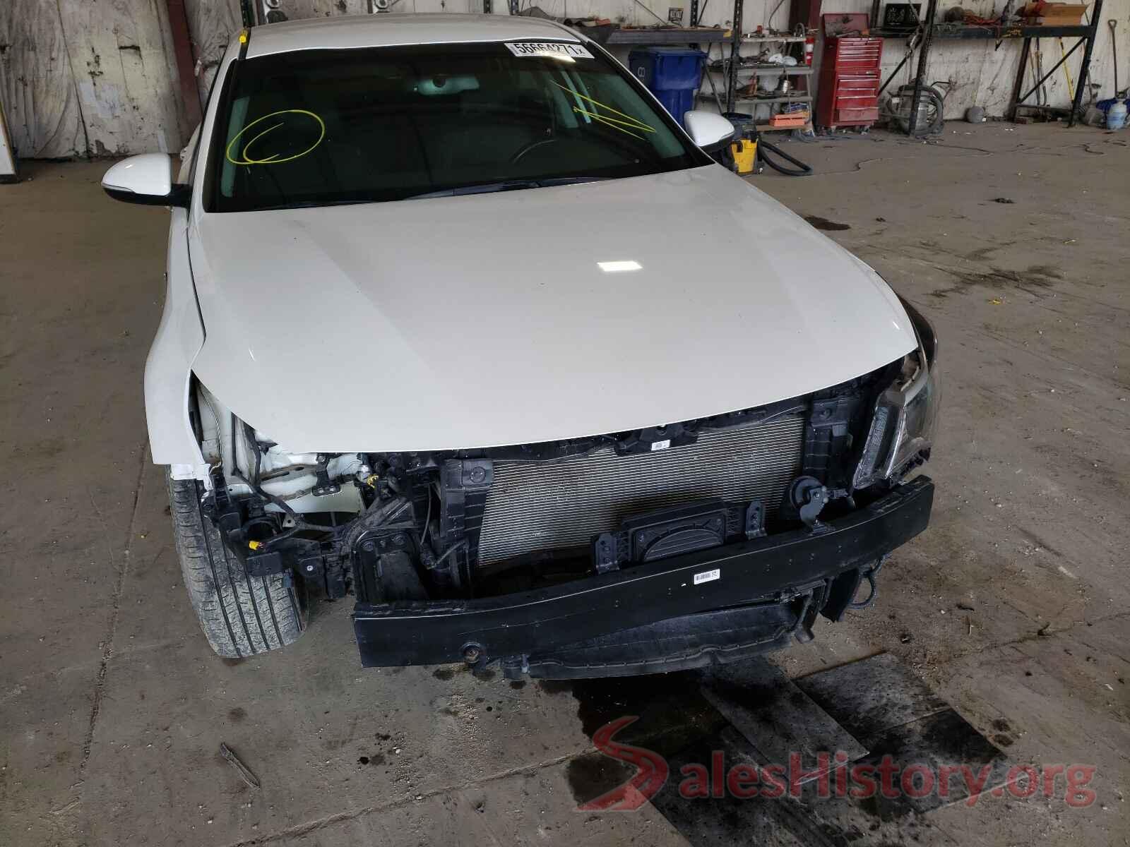 KNAGV4LD9J5026233 2018 KIA OPTIMA