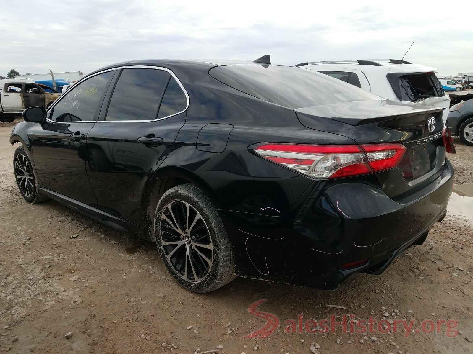 4T1B11HKXKU178152 2019 TOYOTA CAMRY