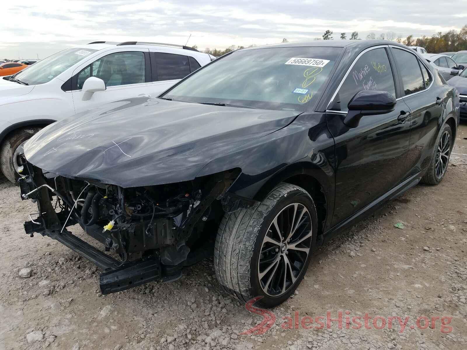 4T1B11HKXKU178152 2019 TOYOTA CAMRY