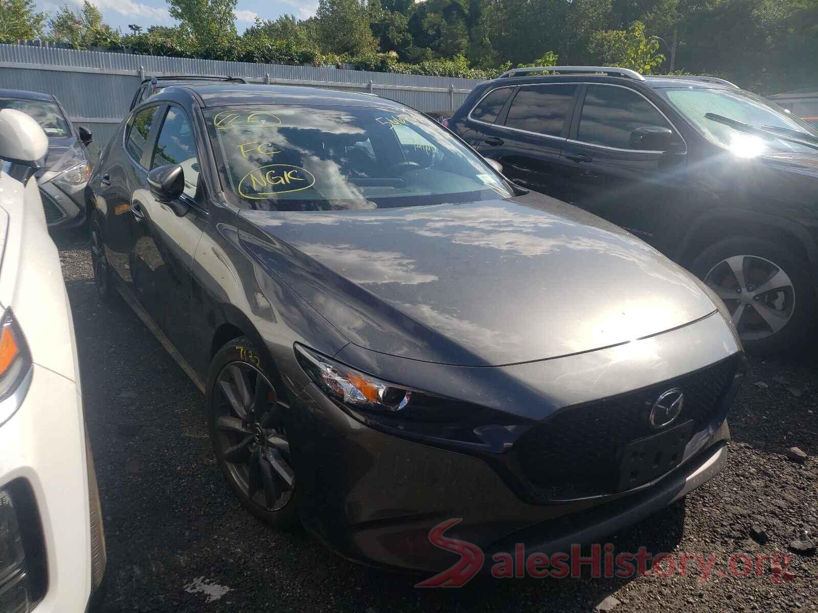 JM1BPAJMXK1131509 2019 MAZDA 3