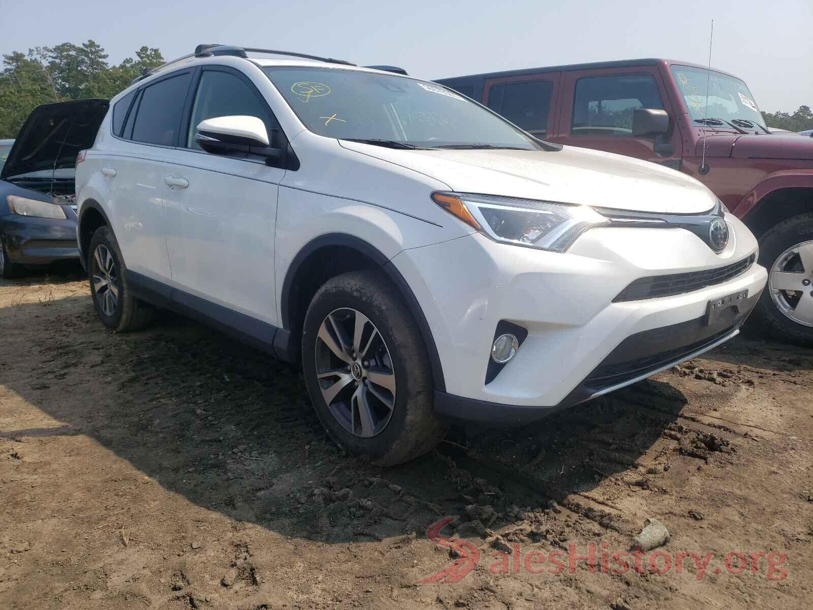 JTMRFREV6JJ745703 2018 TOYOTA RAV4