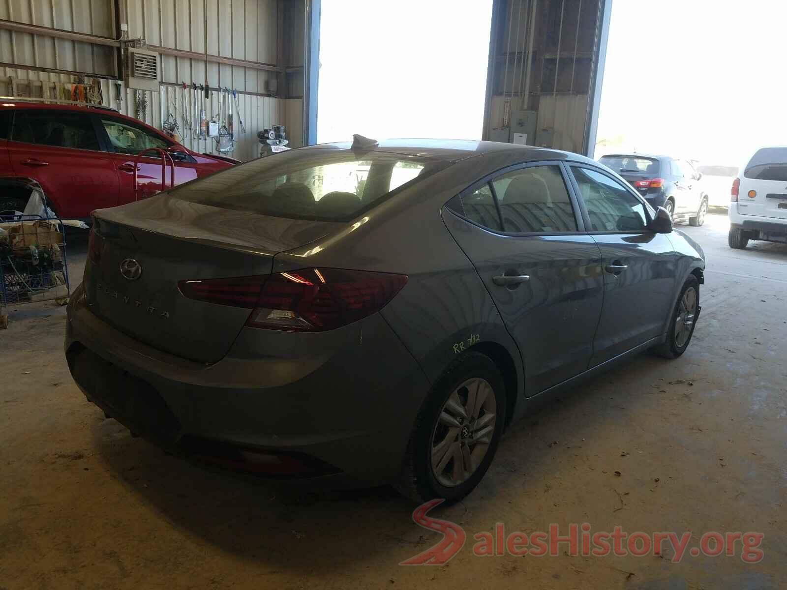 5NPD84LFXKH477090 2019 HYUNDAI ELANTRA