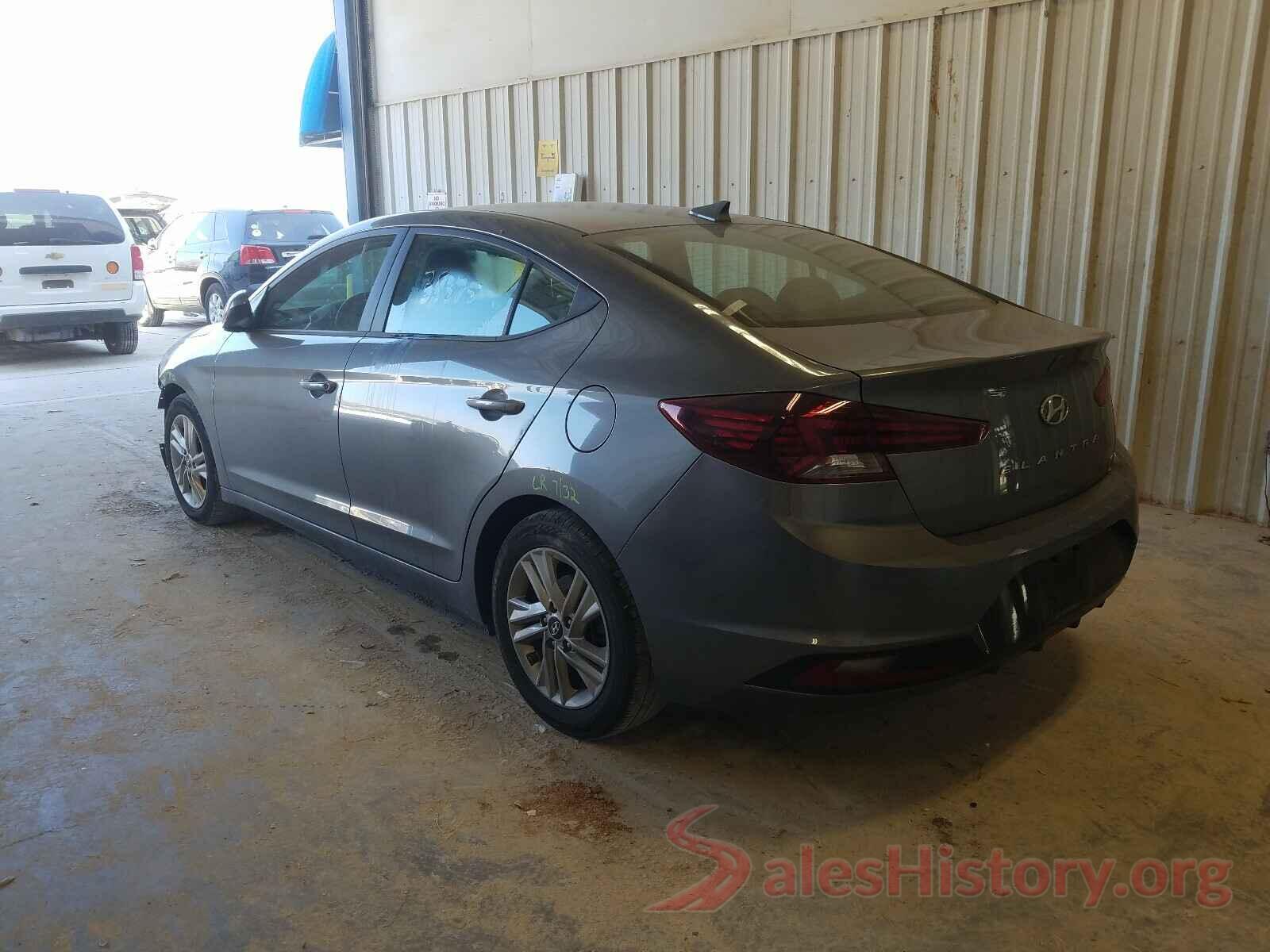 5NPD84LFXKH477090 2019 HYUNDAI ELANTRA