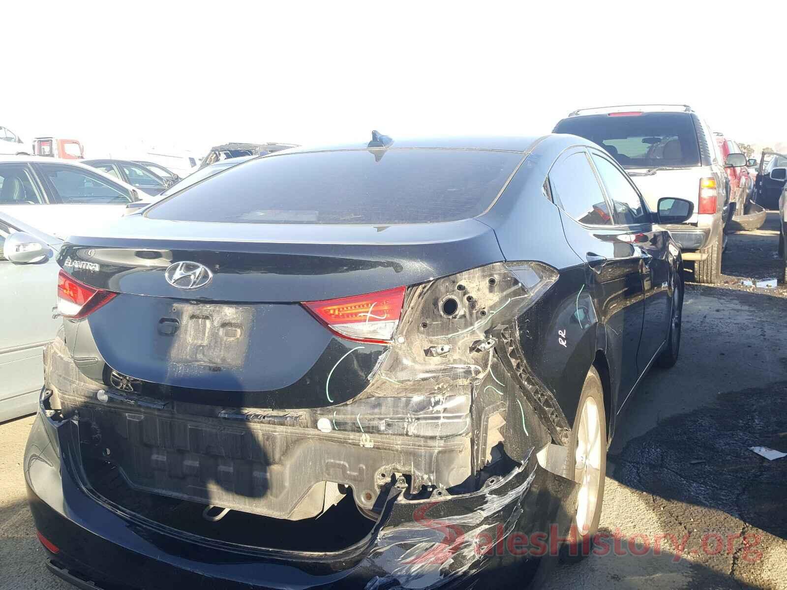 5NPDH4AE9GH754104 2016 HYUNDAI ELANTRA