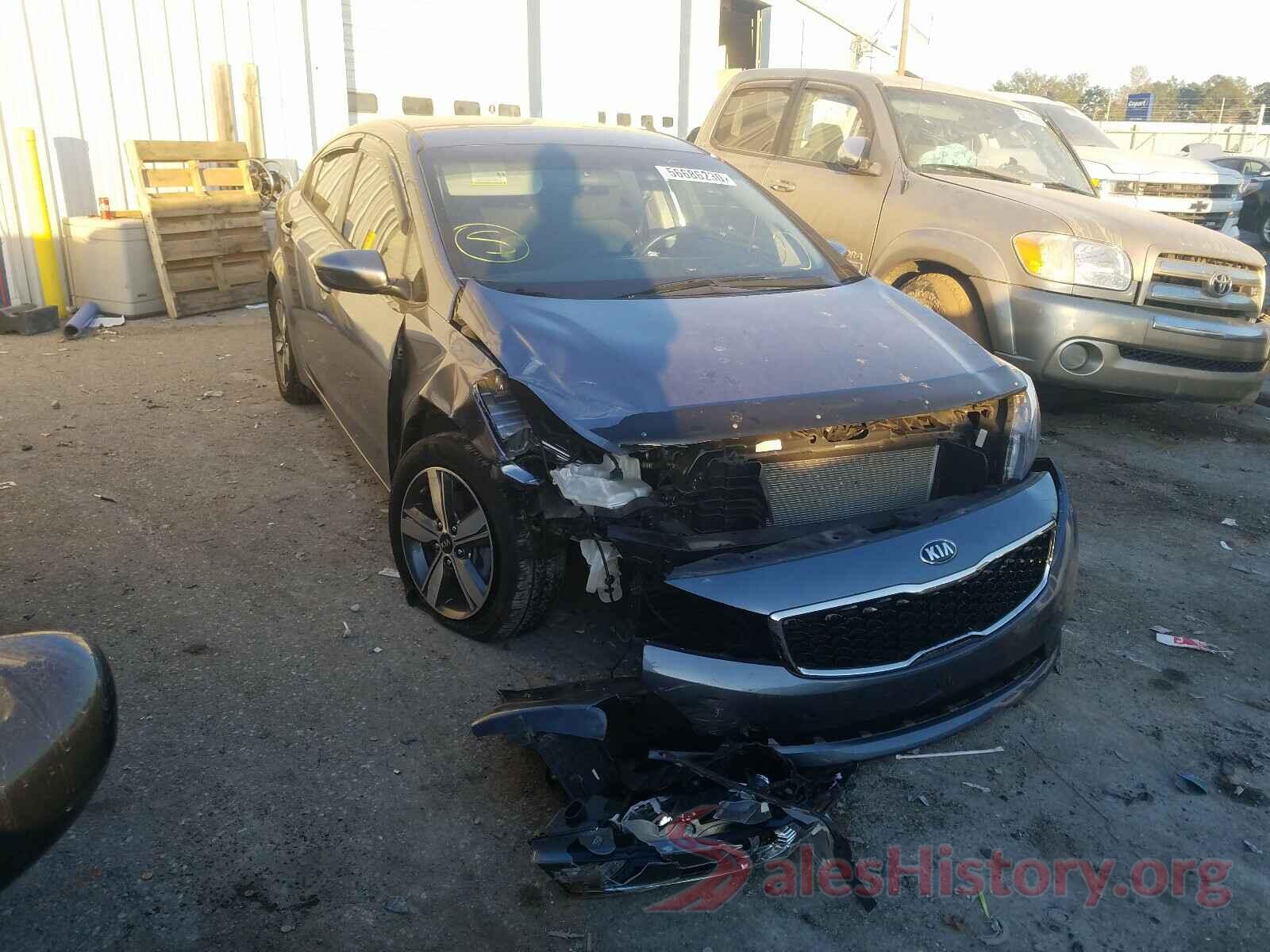 3KPFL4A73JE242388 2018 KIA FORTE