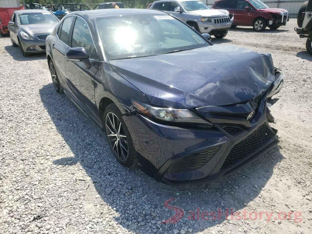 4T1G11AKXNU628659 2022 TOYOTA CAMRY