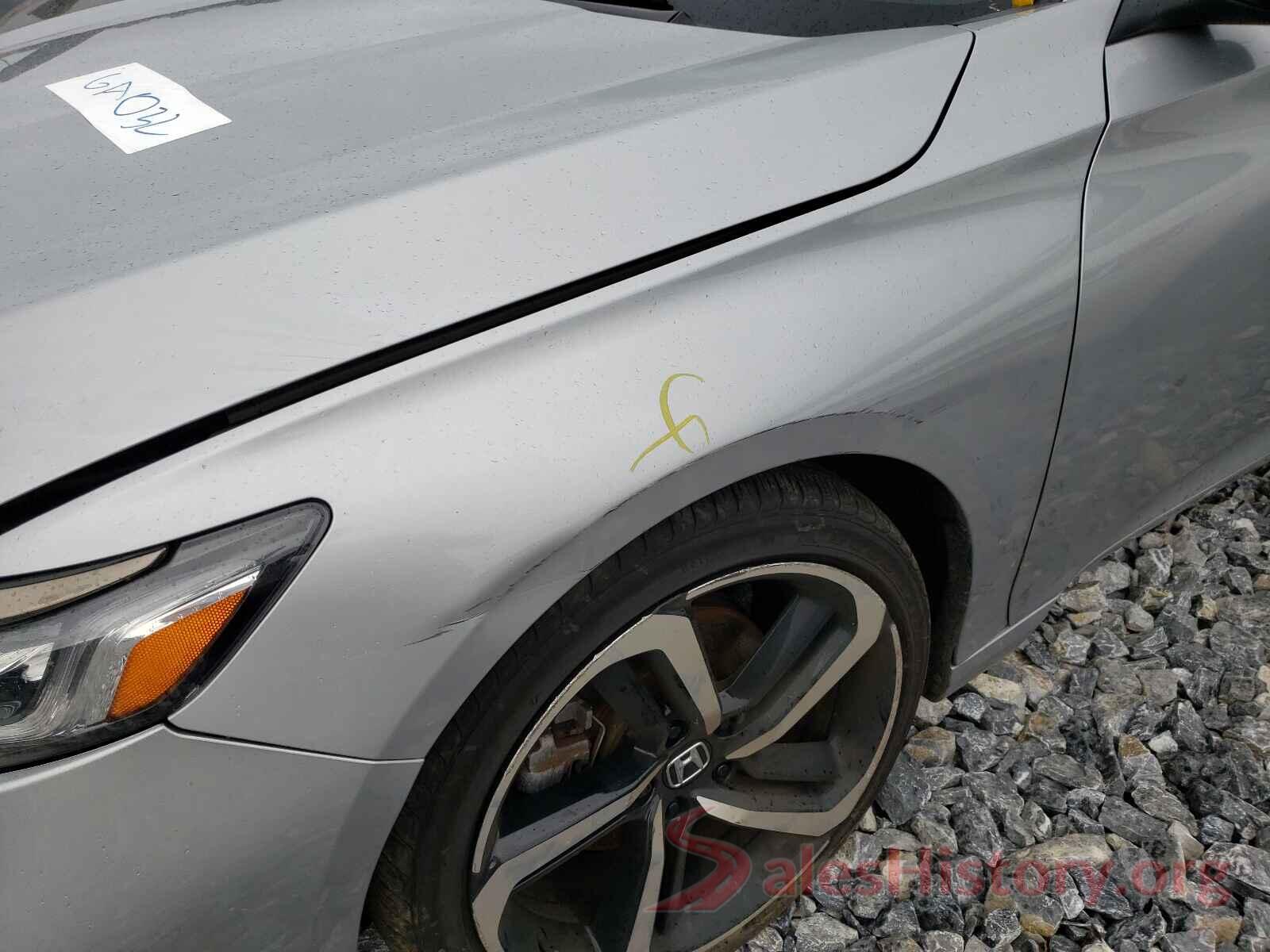 1HGCV1F30JA014676 2018 HONDA ACCORD