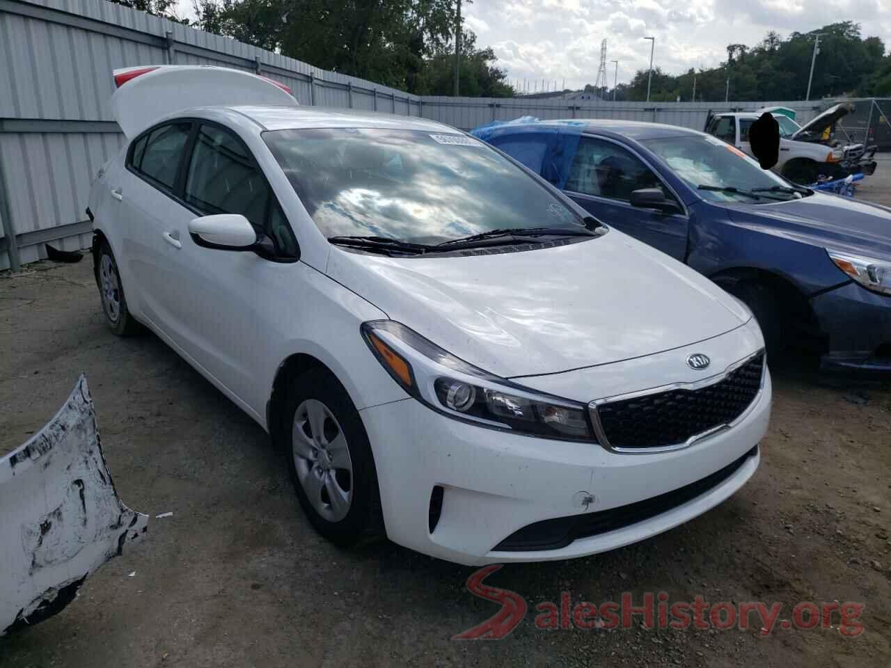 3KPFK4A7XHE088534 2017 KIA FORTE