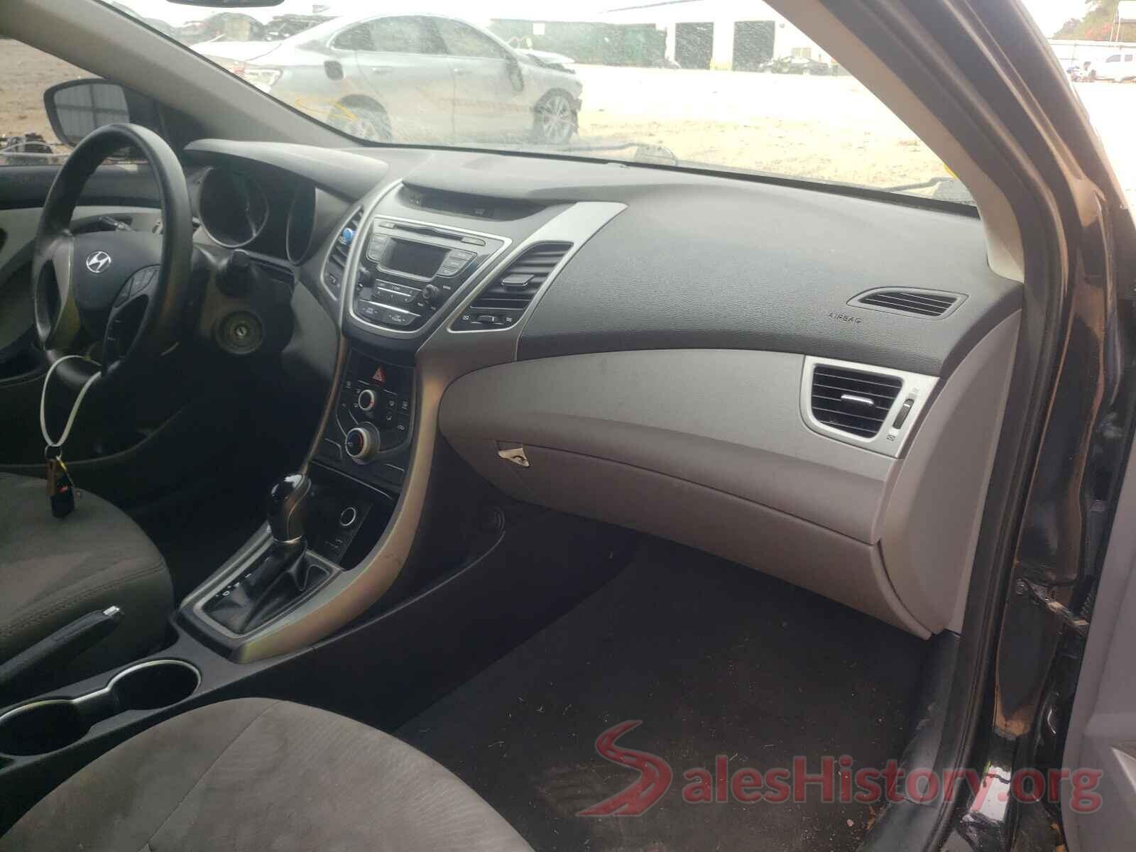 5NPDH4AE8GH676589 2016 HYUNDAI ELANTRA