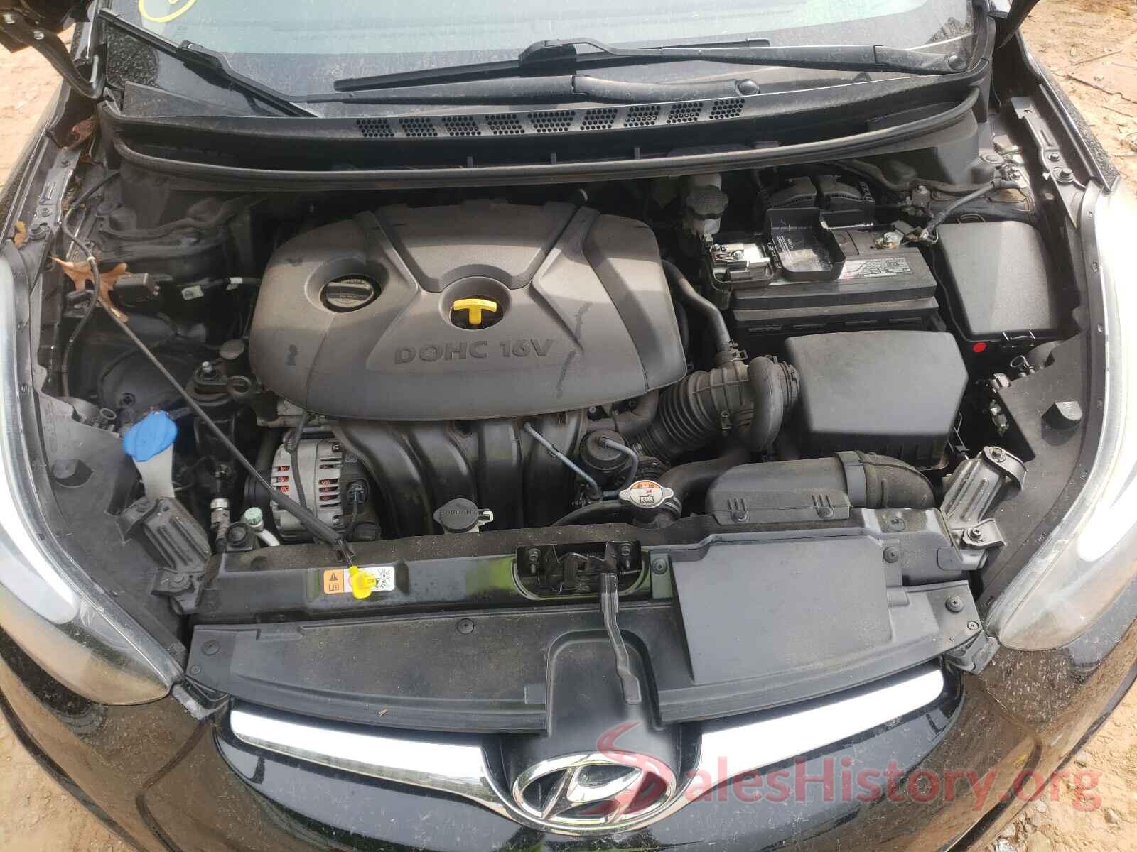 5NPDH4AE8GH676589 2016 HYUNDAI ELANTRA