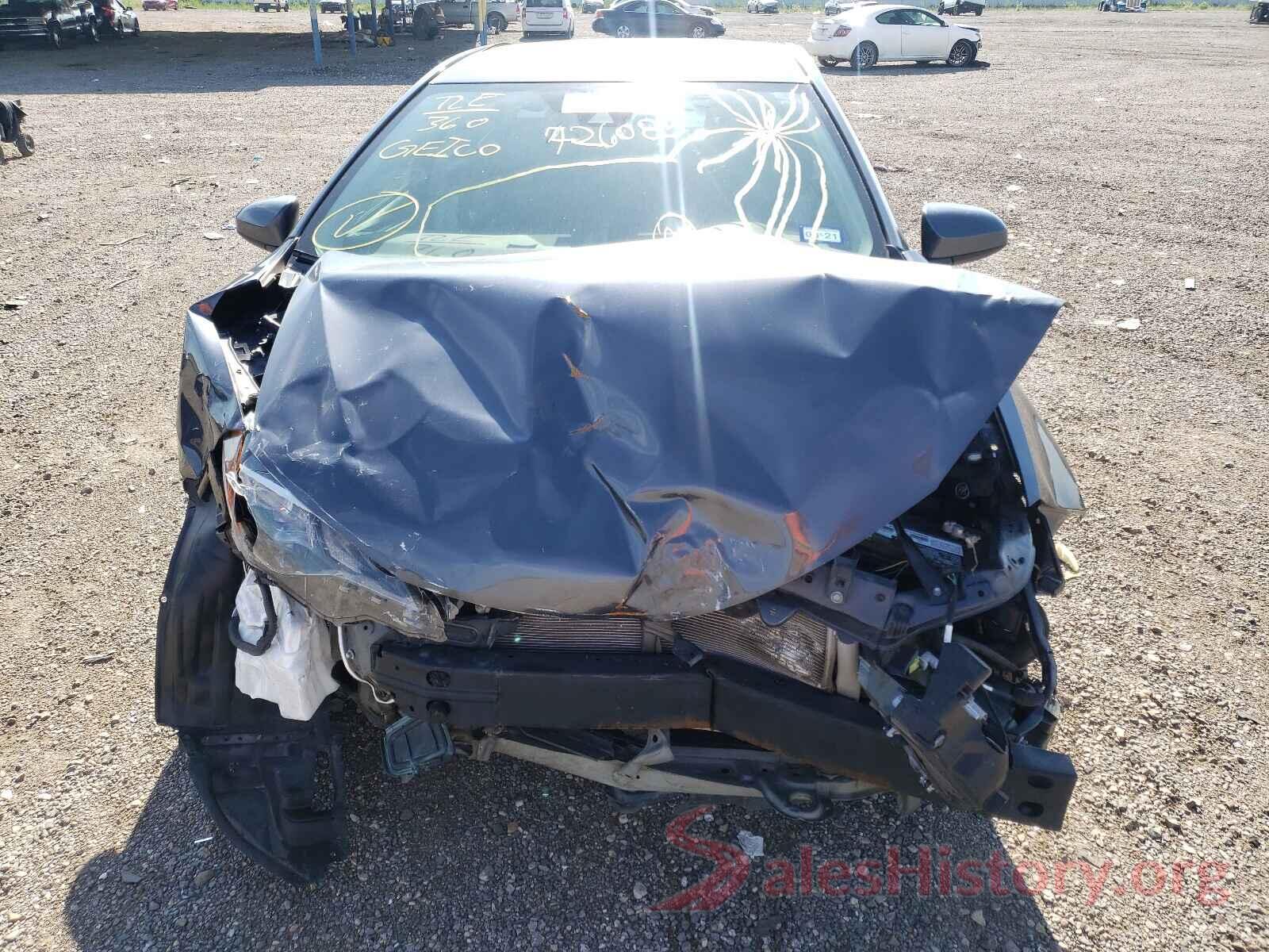 5YFBURHE9HP726085 2017 TOYOTA COROLLA