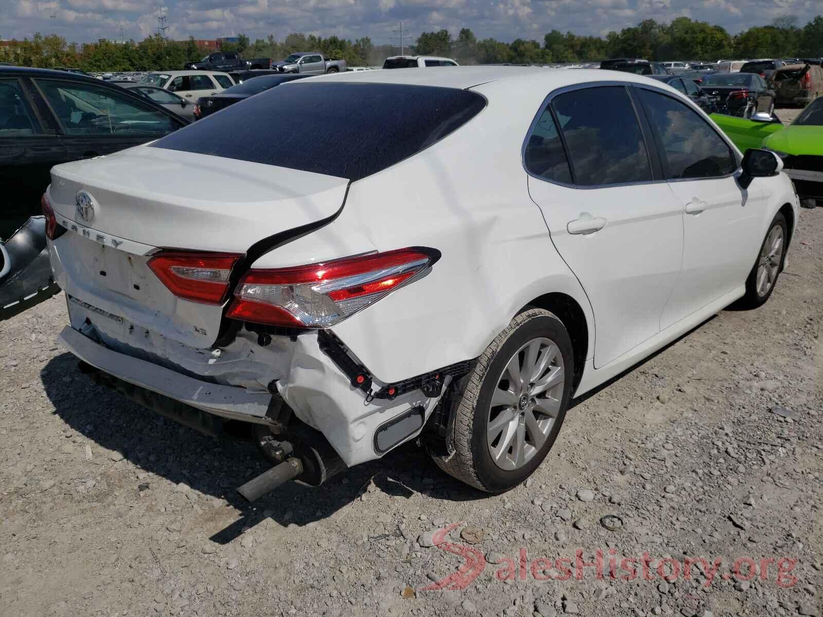 4T1B11HK3JU589844 2018 TOYOTA CAMRY