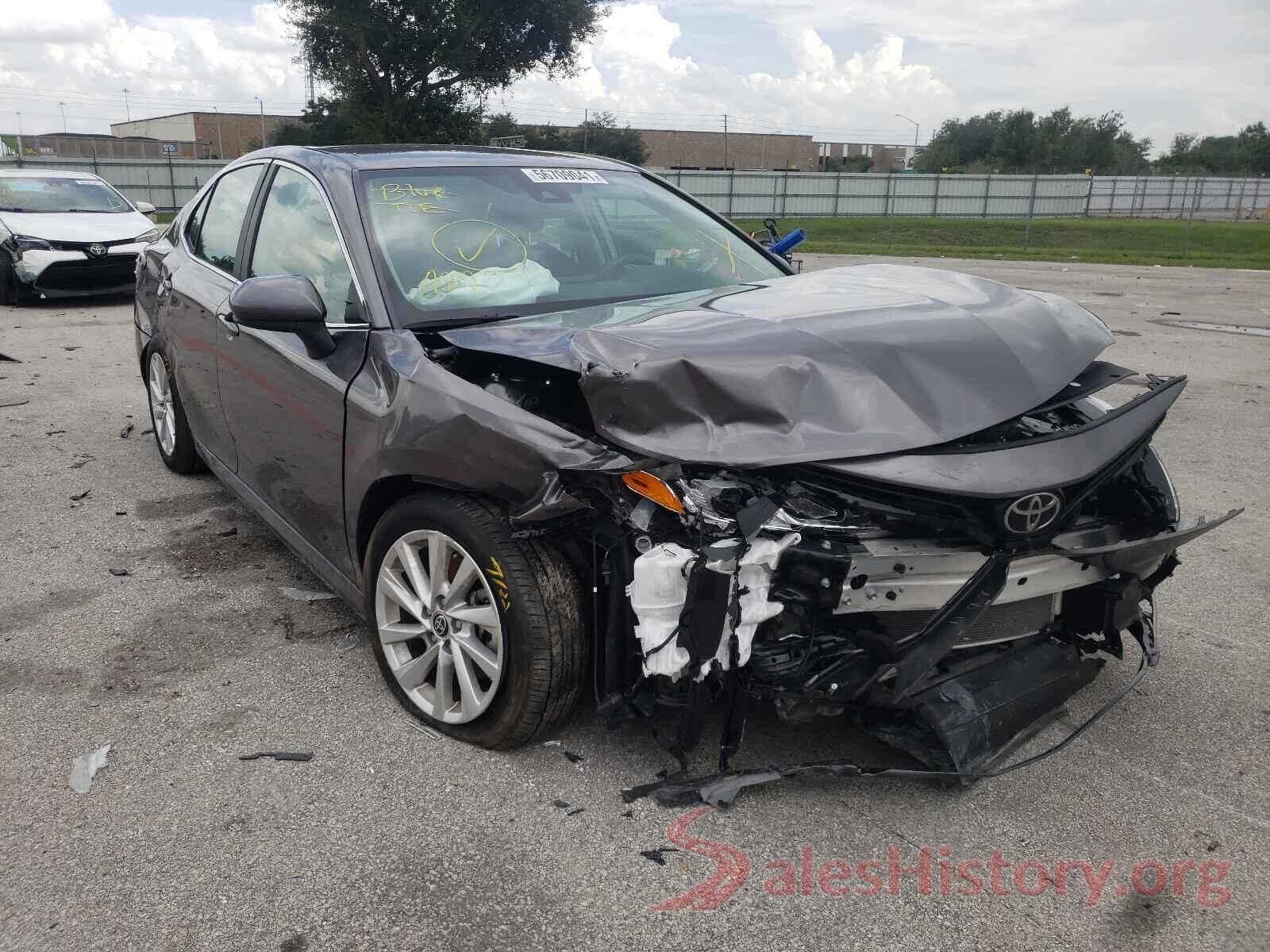 4T1C11AK5MU558629 2021 TOYOTA CAMRY