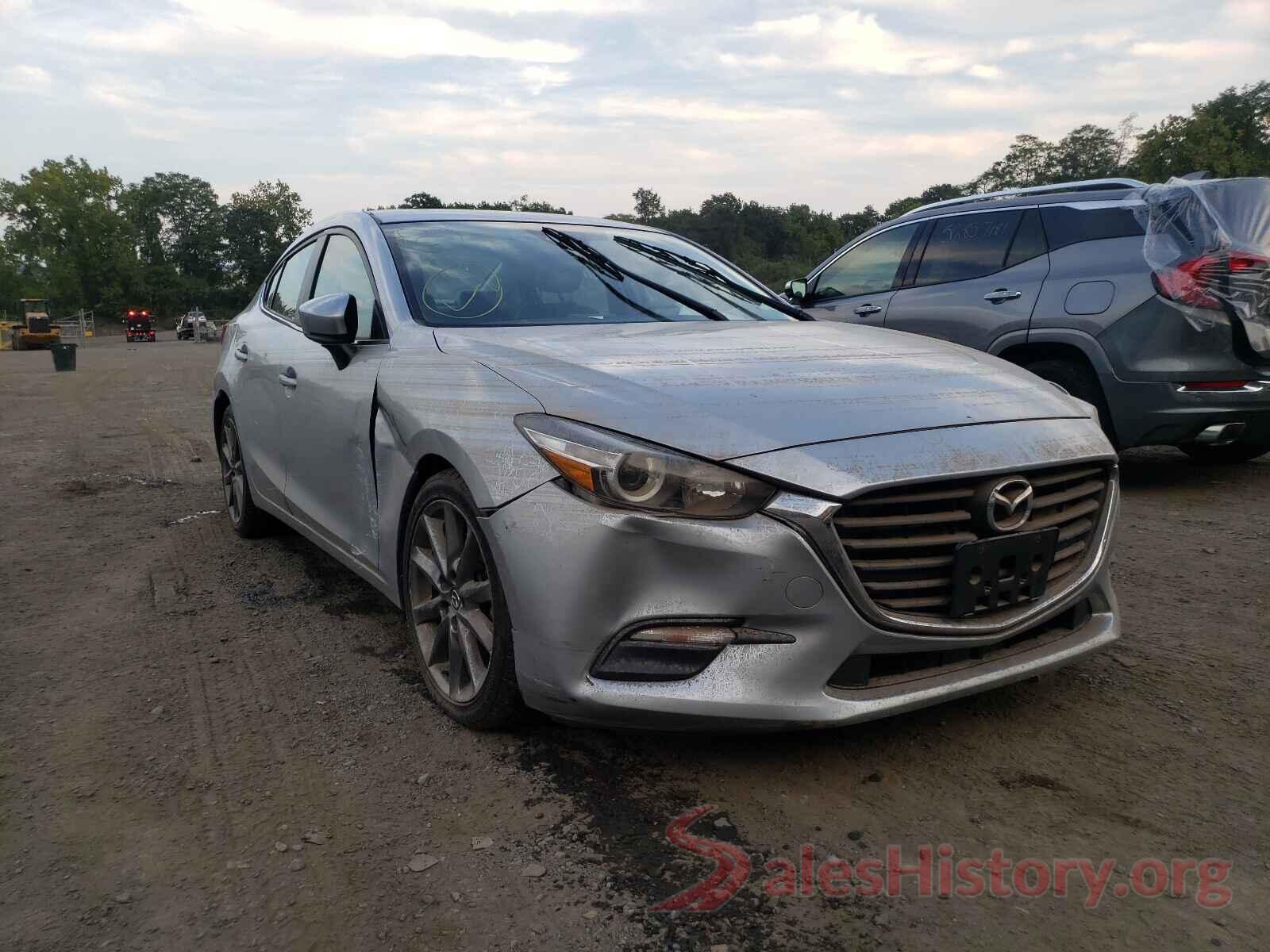 3MZBN1V33JM242747 2018 MAZDA 3