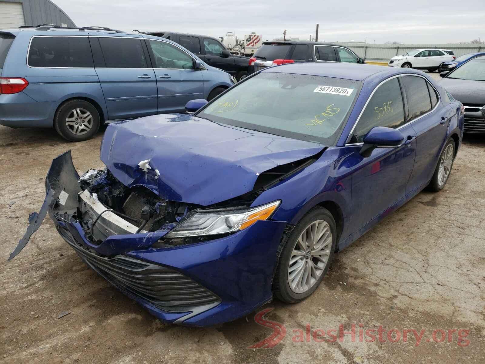 4T1B11HK2JU588460 2018 TOYOTA CAMRY