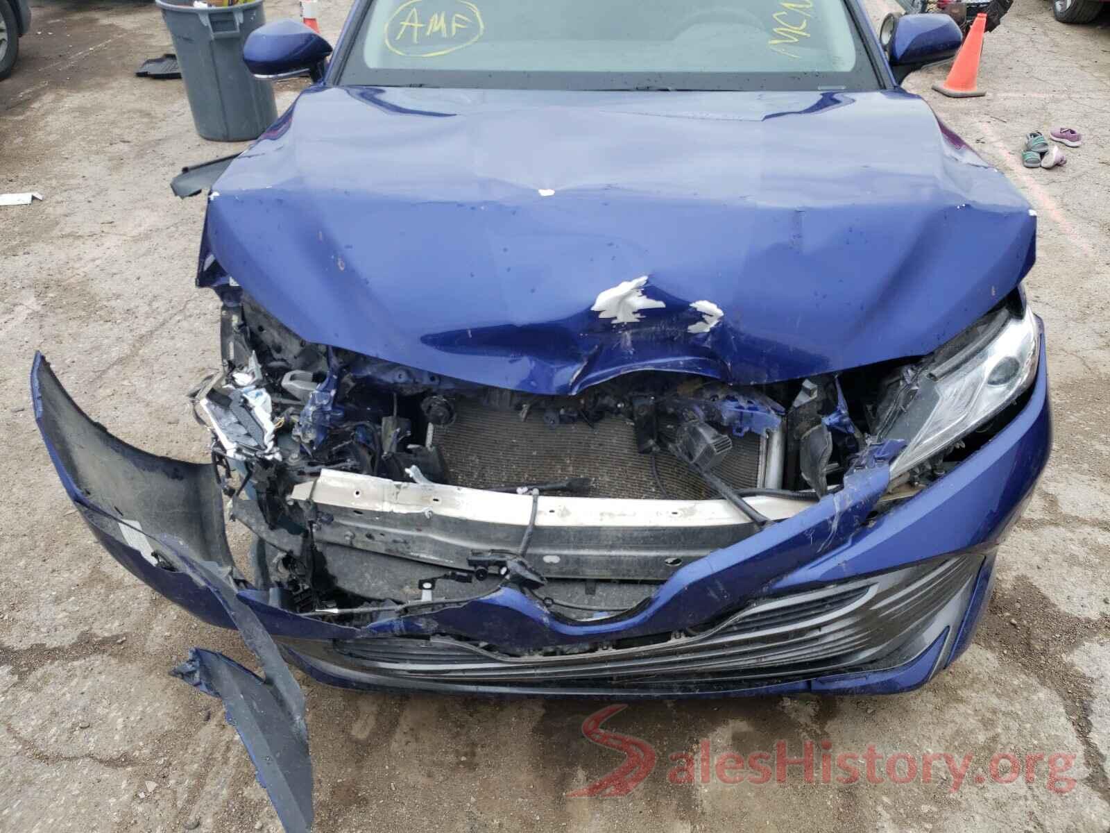 4T1B11HK2JU588460 2018 TOYOTA CAMRY