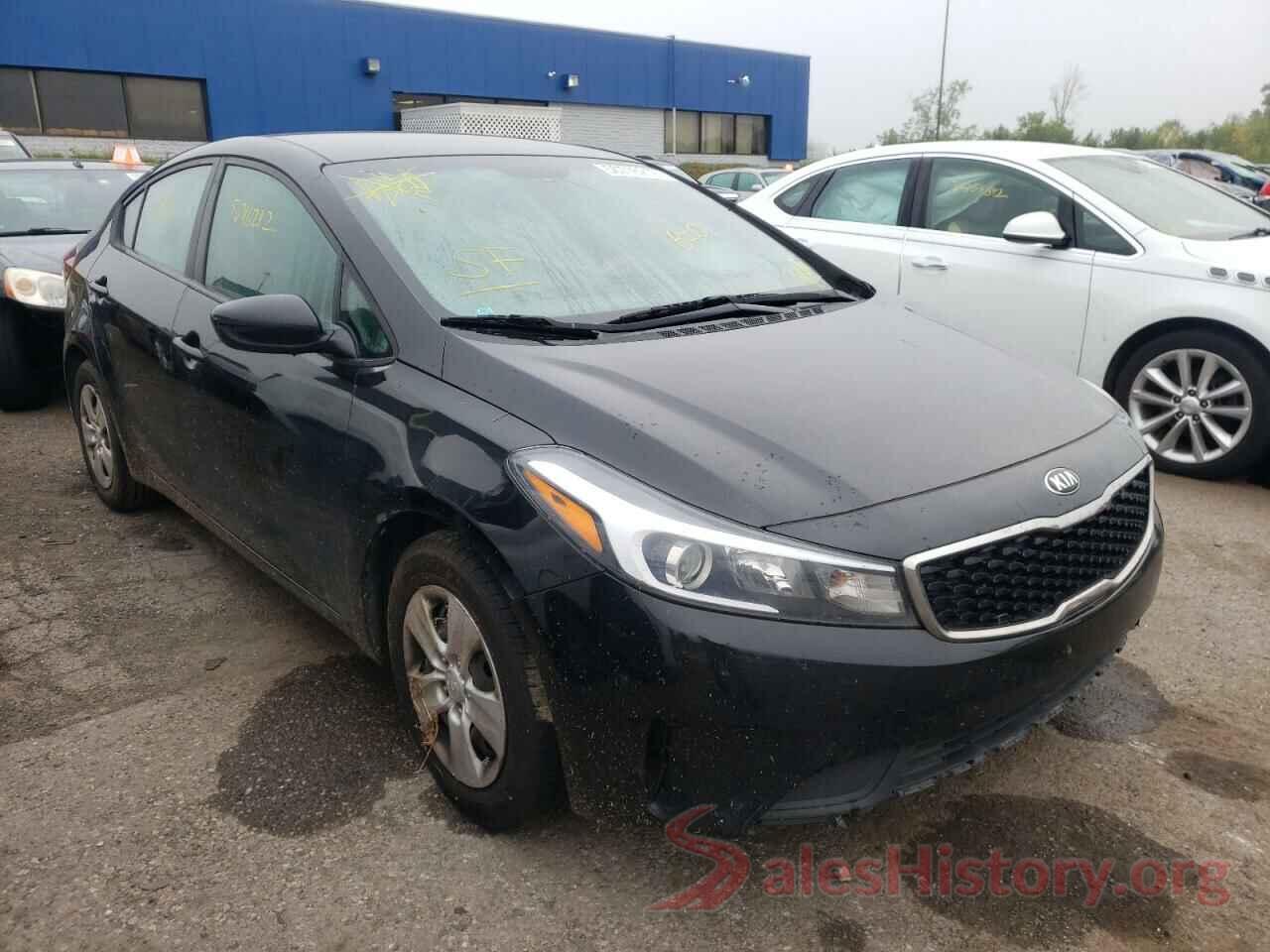 3KPFK4A74HE062687 2017 KIA FORTE