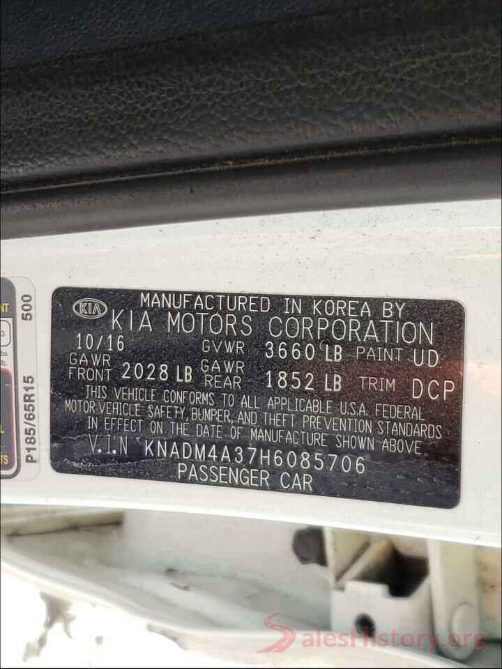 KNADM4A37H6085706 2017 KIA RIO