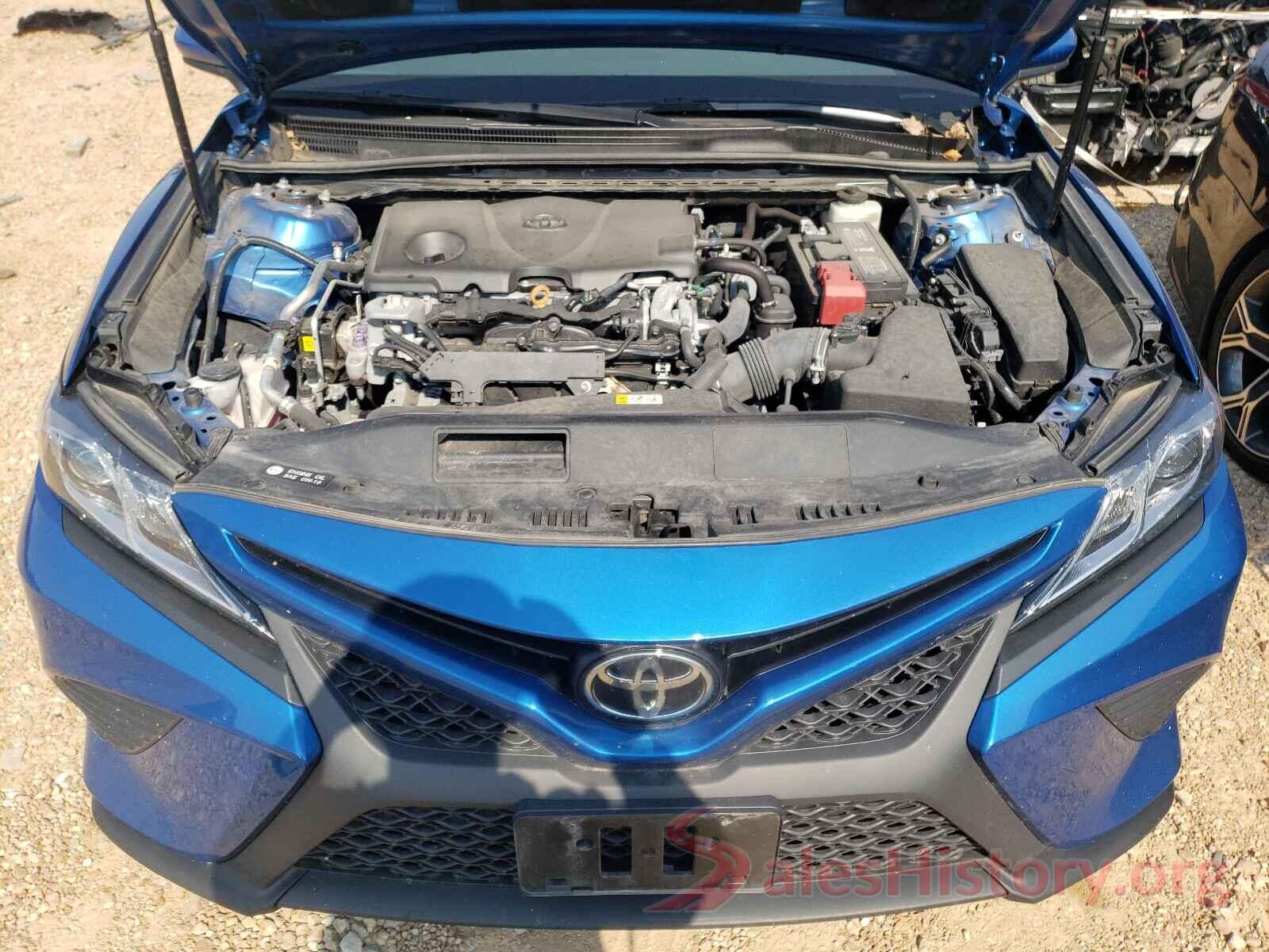 4T1B11HKXJU139172 2018 TOYOTA CAMRY