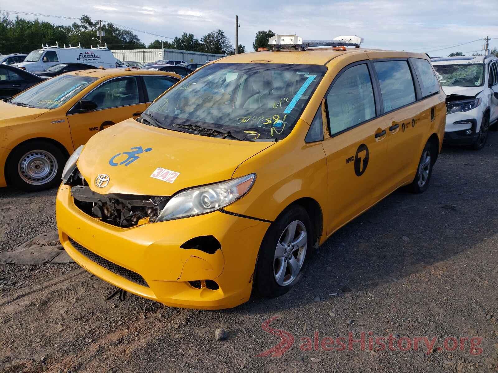 5TDZK3DC3GS700593 2016 TOYOTA SIENNA