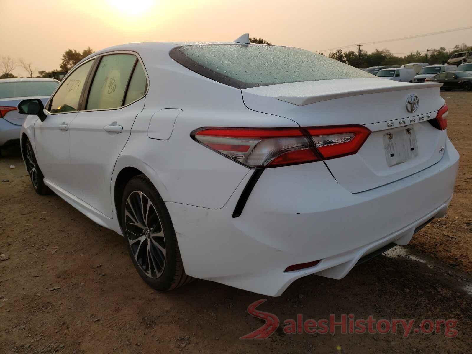 4T1B11HK2KU727620 2019 TOYOTA CAMRY