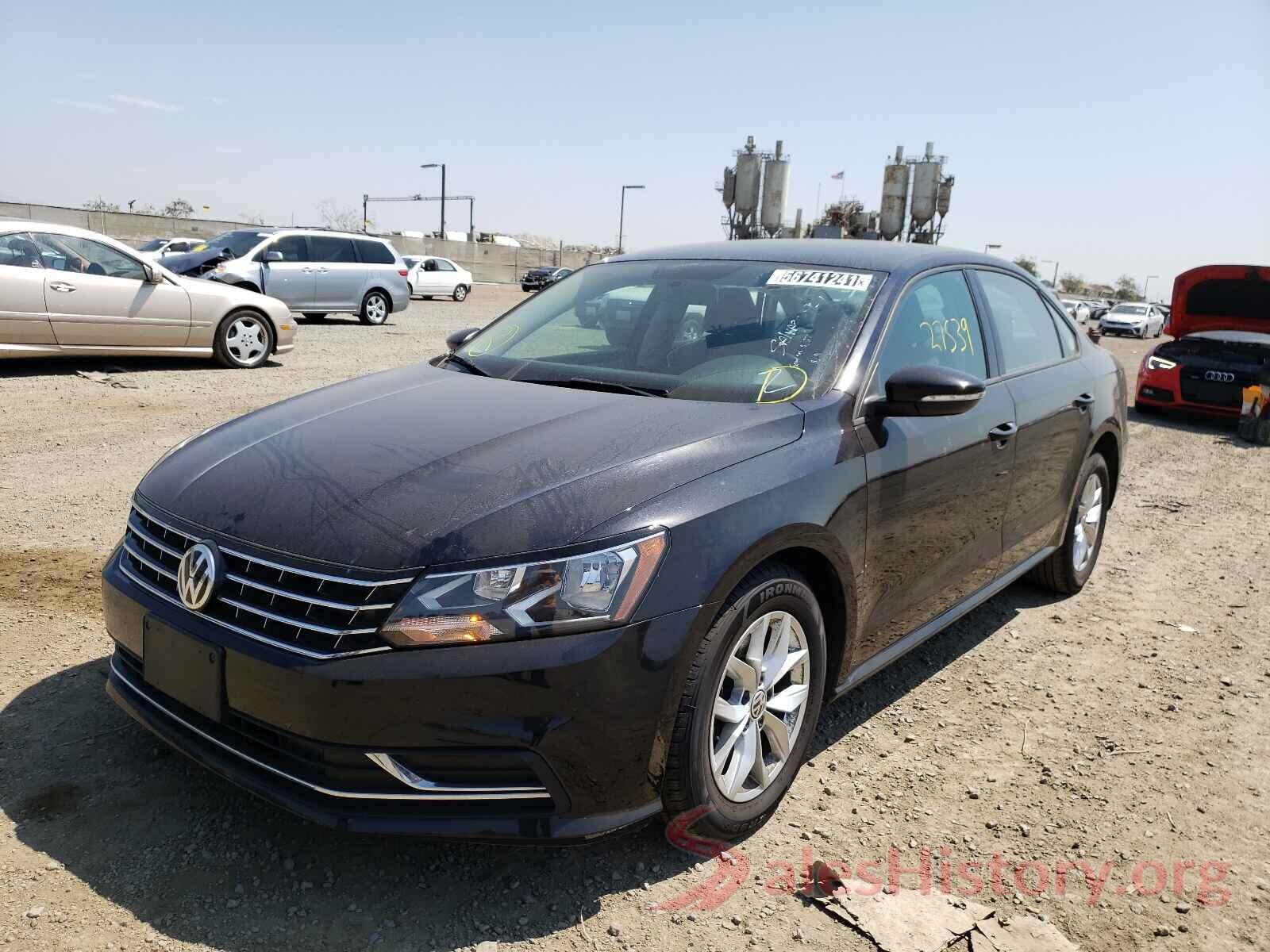 1VWAA7A37JC038809 2018 VOLKSWAGEN PASSAT