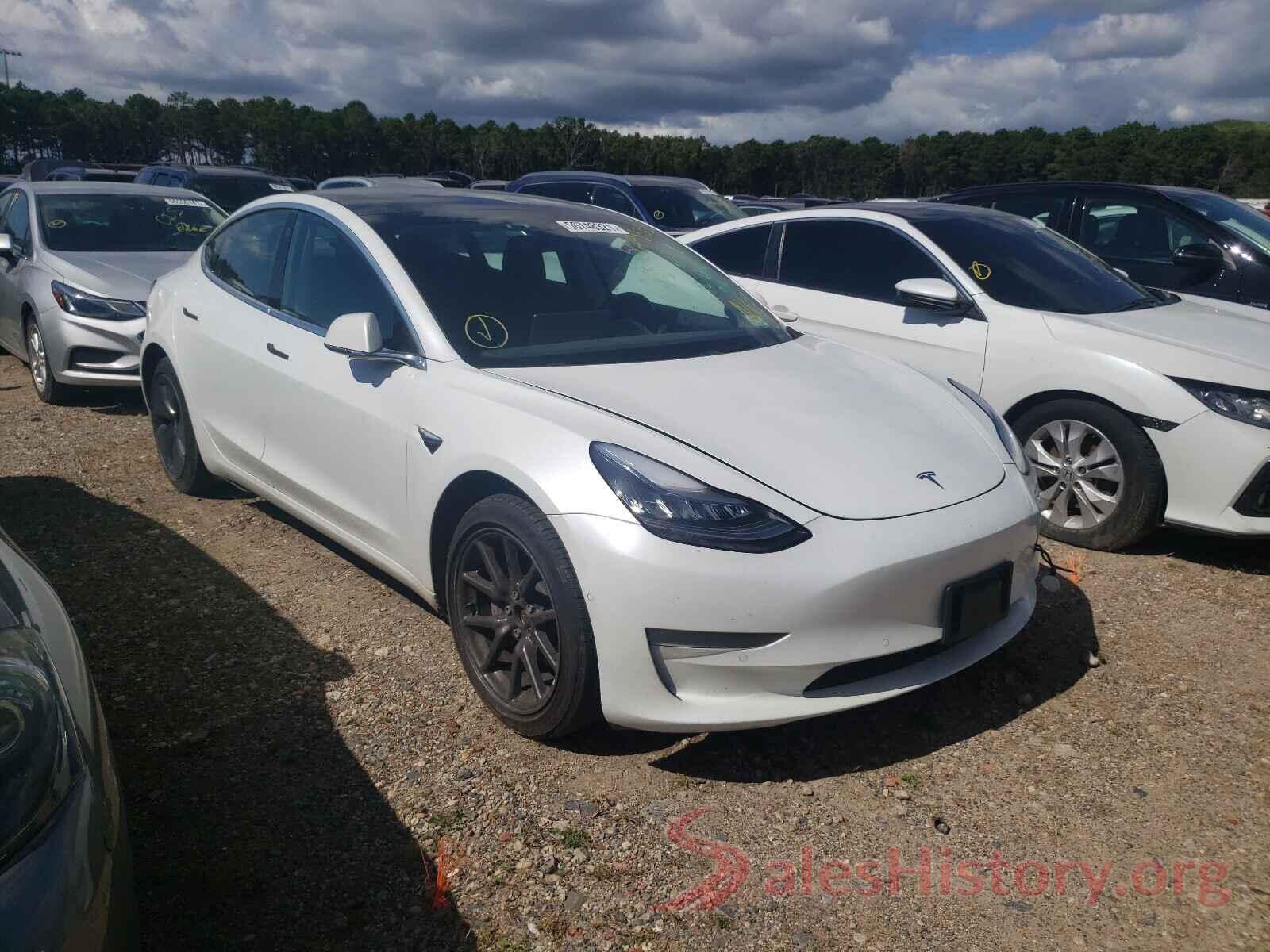 5YJ3E1EB1KF493528 2019 TESLA MODEL 3