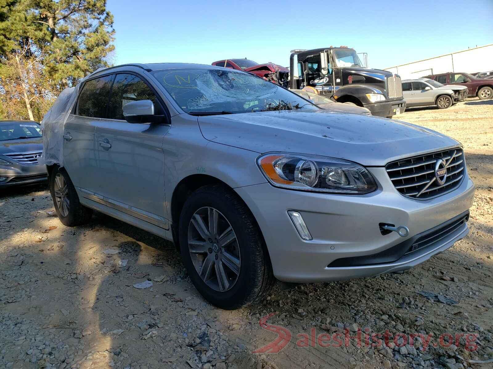 YV4902RK2G2799010 2016 VOLVO XC60