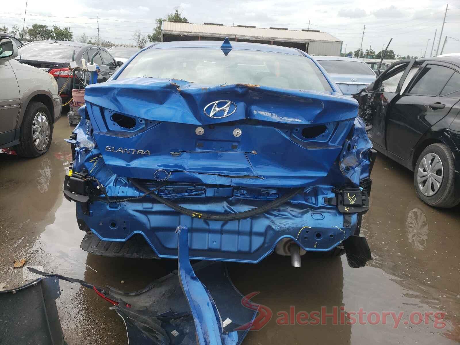 KMHD84LF5JU657366 2018 HYUNDAI ELANTRA