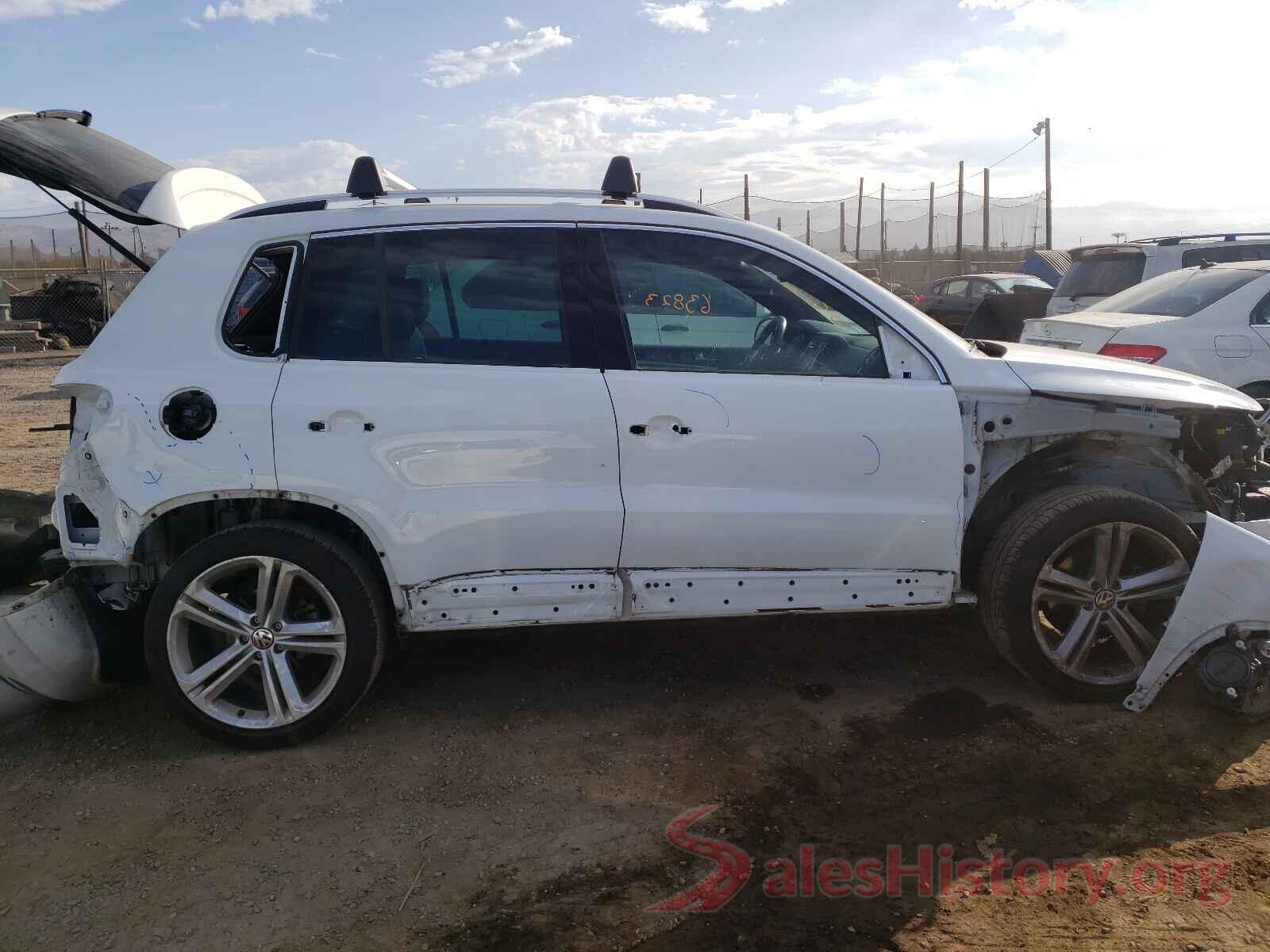 WVGAV7AX4GW009023 2016 VOLKSWAGEN TIGUAN