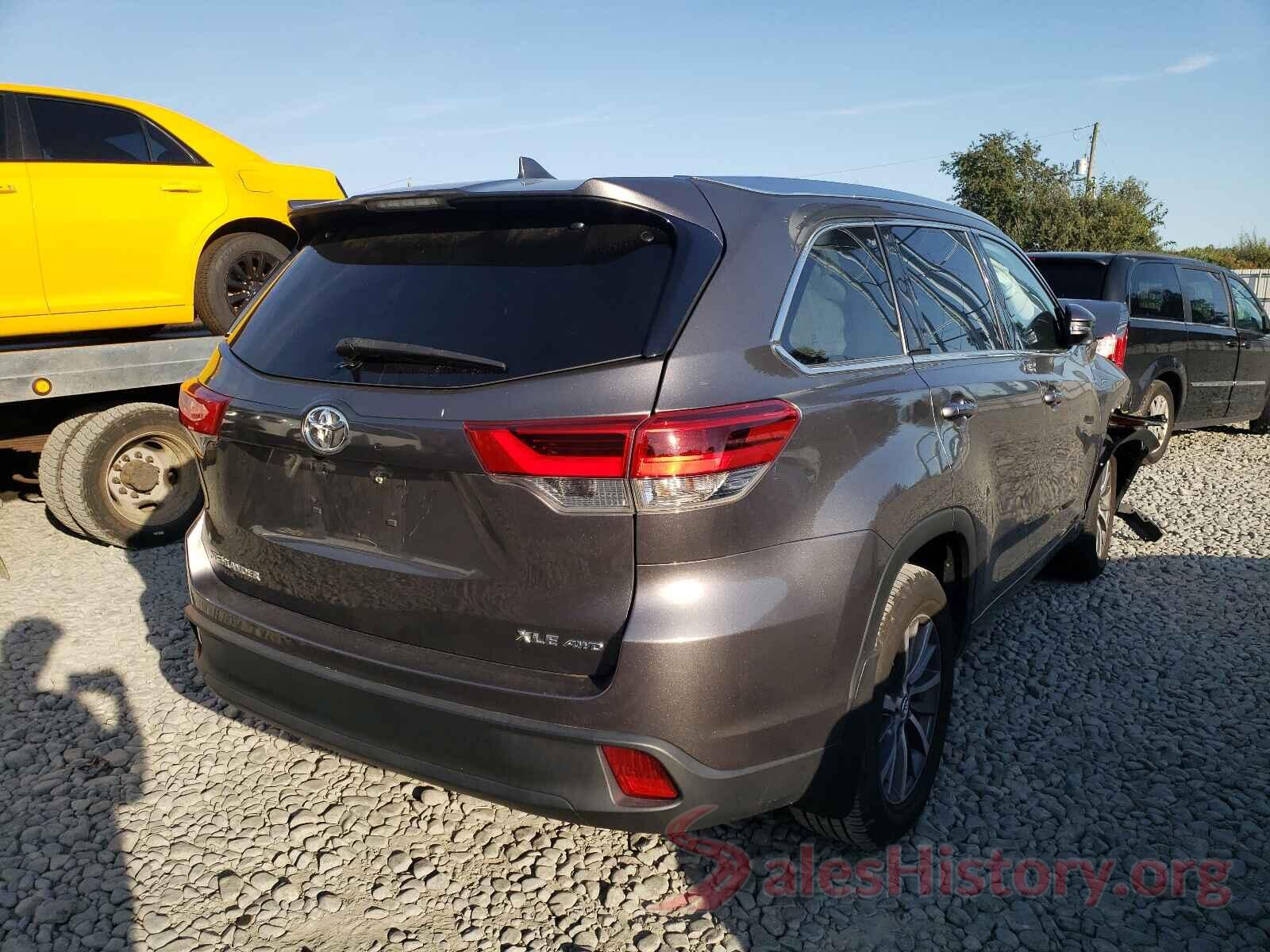 5TDJZRFH4HS363082 2017 TOYOTA HIGHLANDER