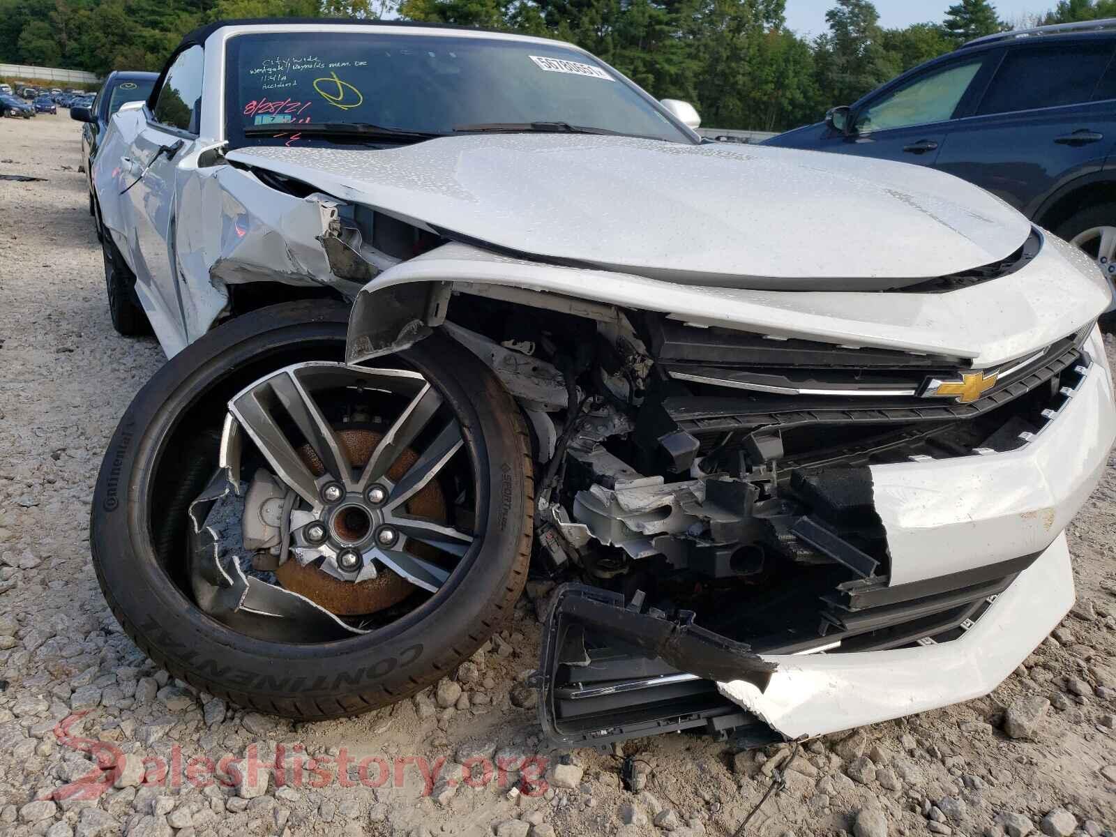 2016 CHEVROLET CAMARO VIN 1G1FB3DX0G0172030, front 3/4 view